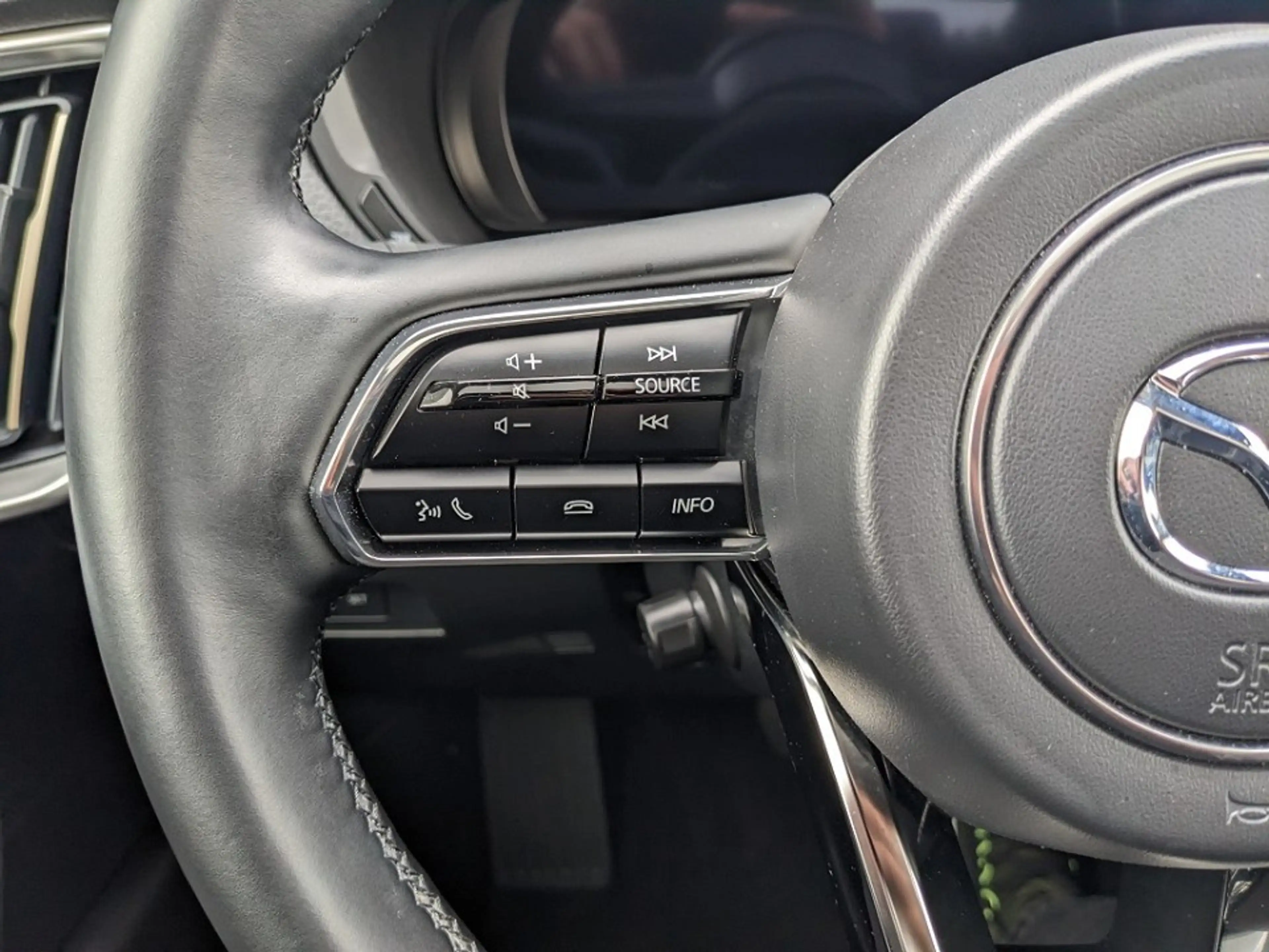 Mazda CX-60 3.3l (254PS) AWD Homura alle Pakete Panodach 360° — photo 13