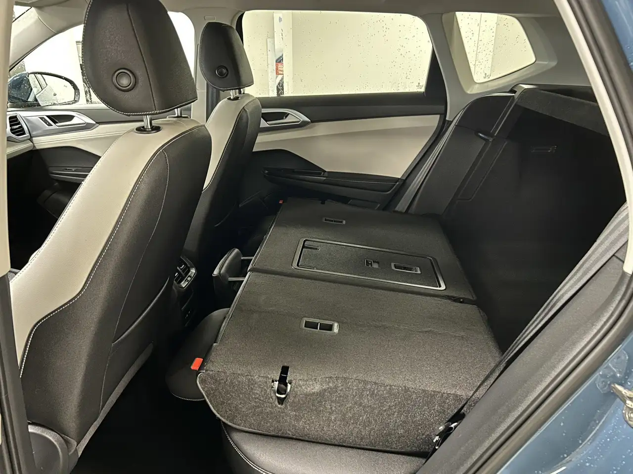 Volkswagen Taos снимка Volkswagen Taos