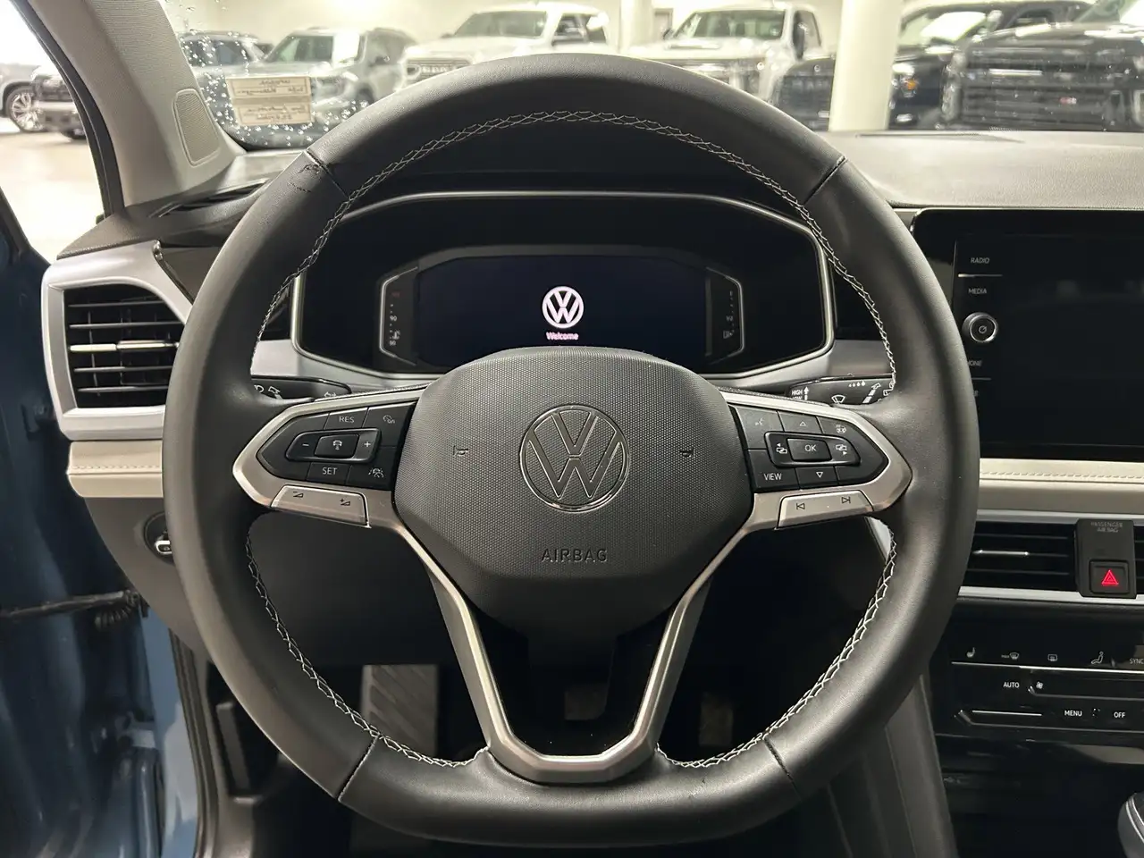 Volkswagen Taos снимка Volkswagen Taos