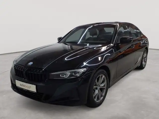 BMW 3 Series view 2