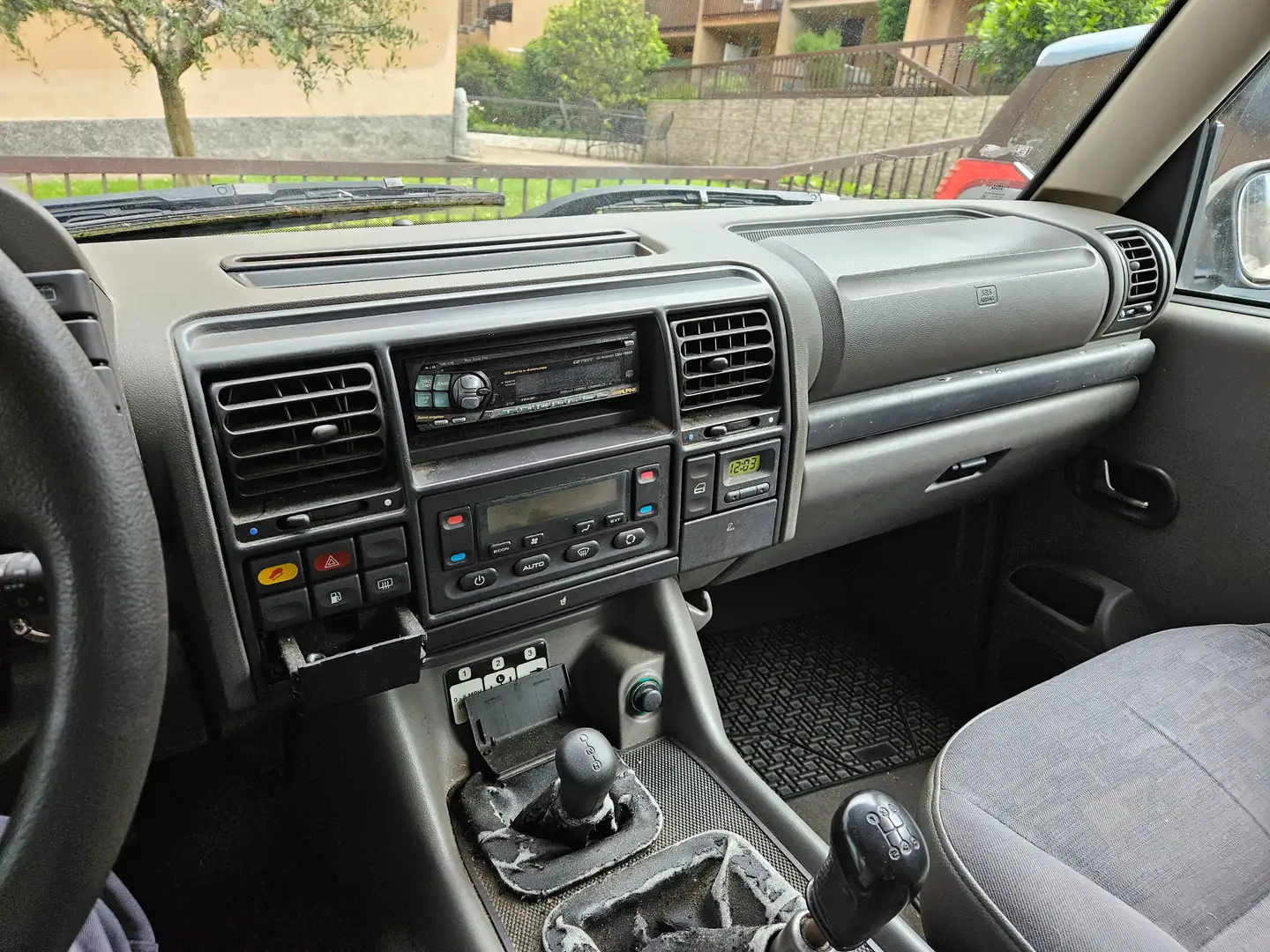 Land Rover Discovery Discovery 5p 2.5 td5 Vogue Argintiu - 1