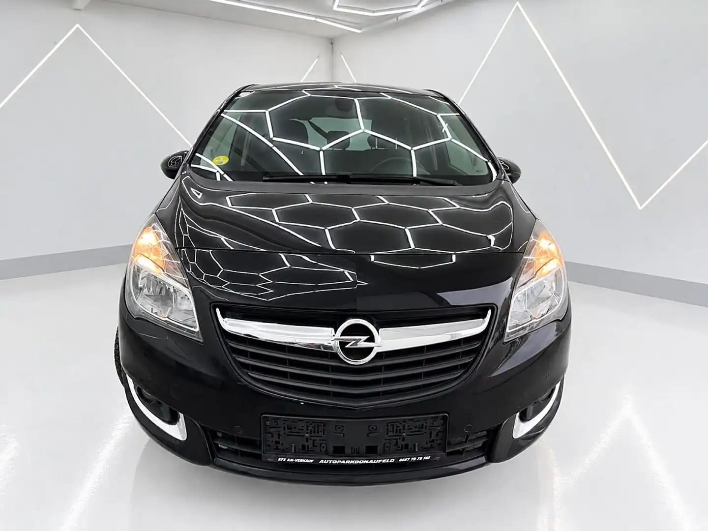 Opel Meriva 1,4 Turbo Ecotec Österreich Edition Aut. Schwarz - 2