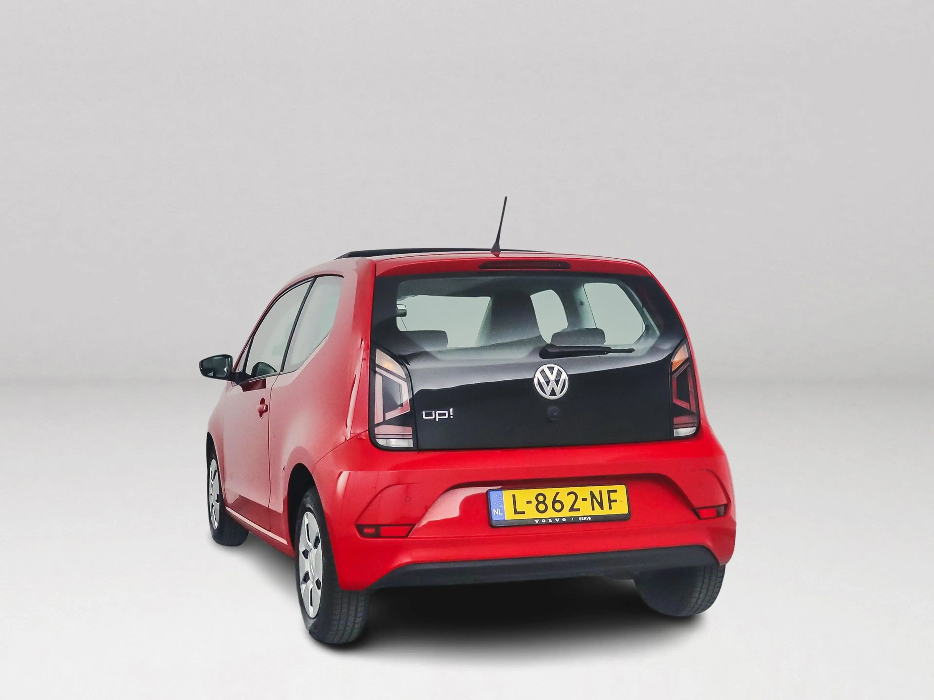 Volkswagen up! 1.0 BMT take up! | Panoramadak | Park assist | Air — photo 10