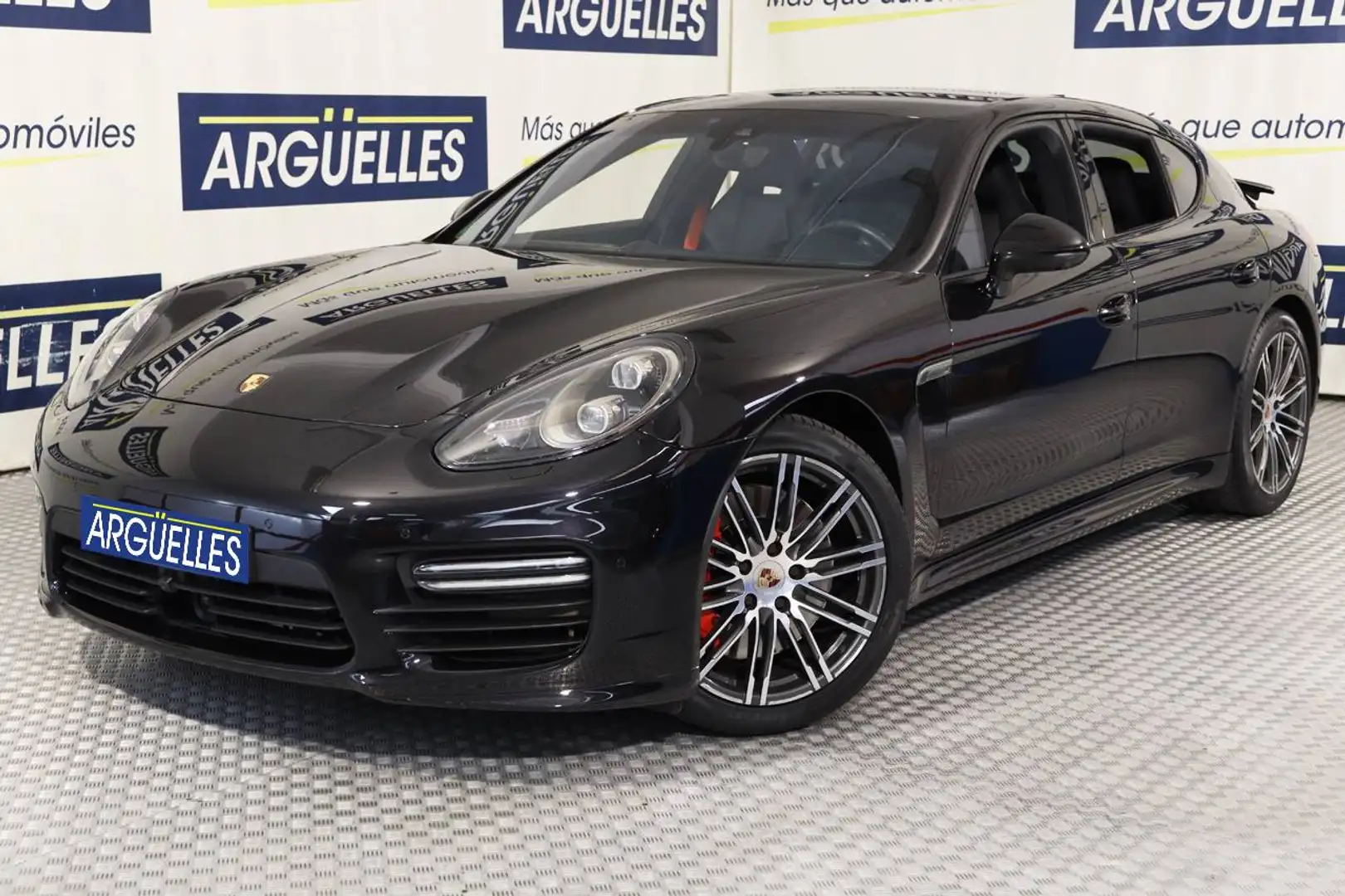 Porsche Panamera GTS 441cv 4.8 V8 Muy equipado Negro - 1