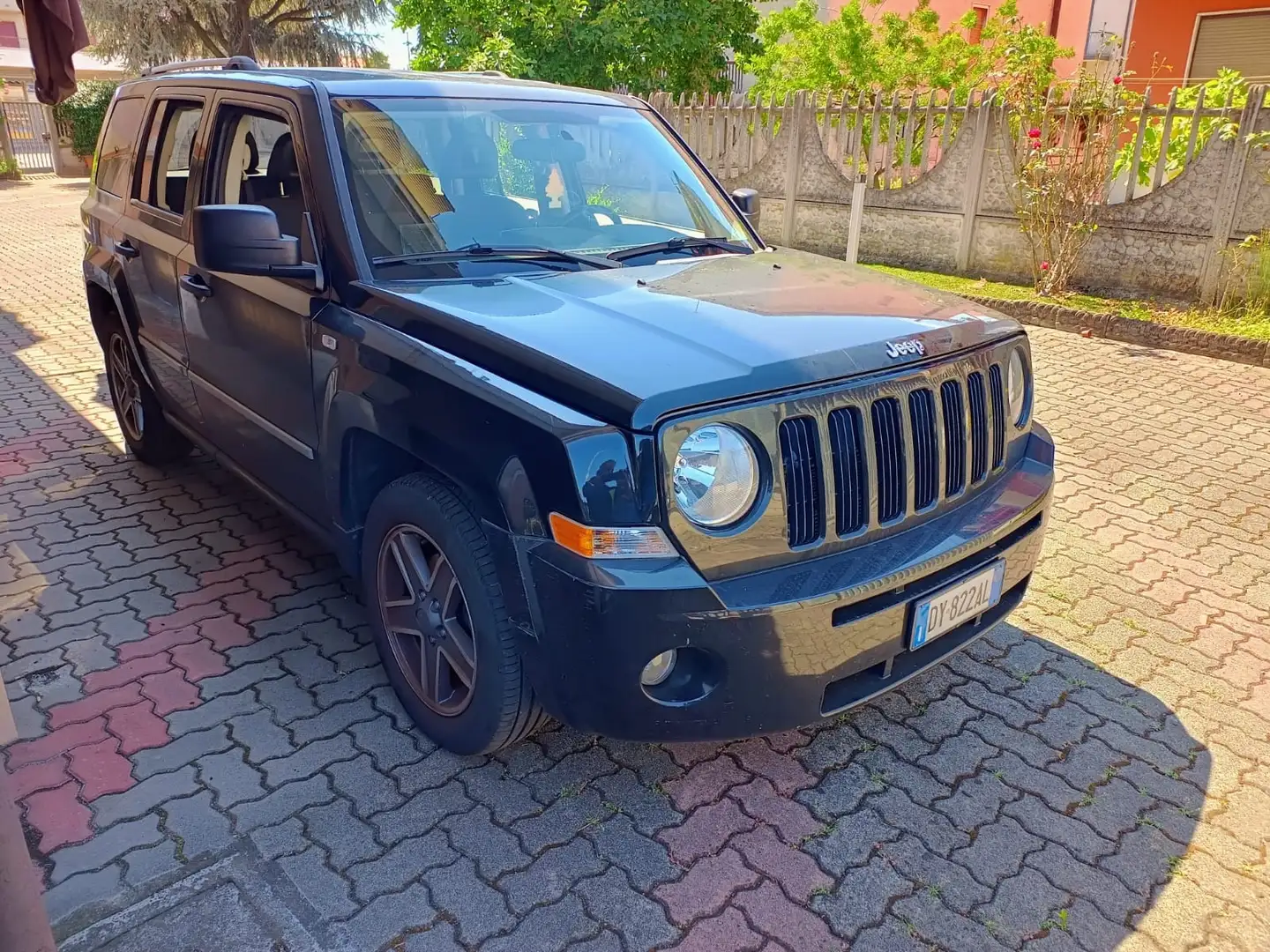 Jeep Patriot Patriot 2.0 td Limited 4wd dpf * KM REALI * Czarny - 1