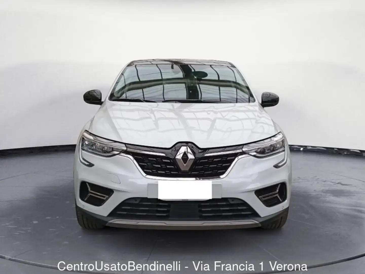 Renault Arkana Hybrid E-TECH 145 CV Intens White - 2