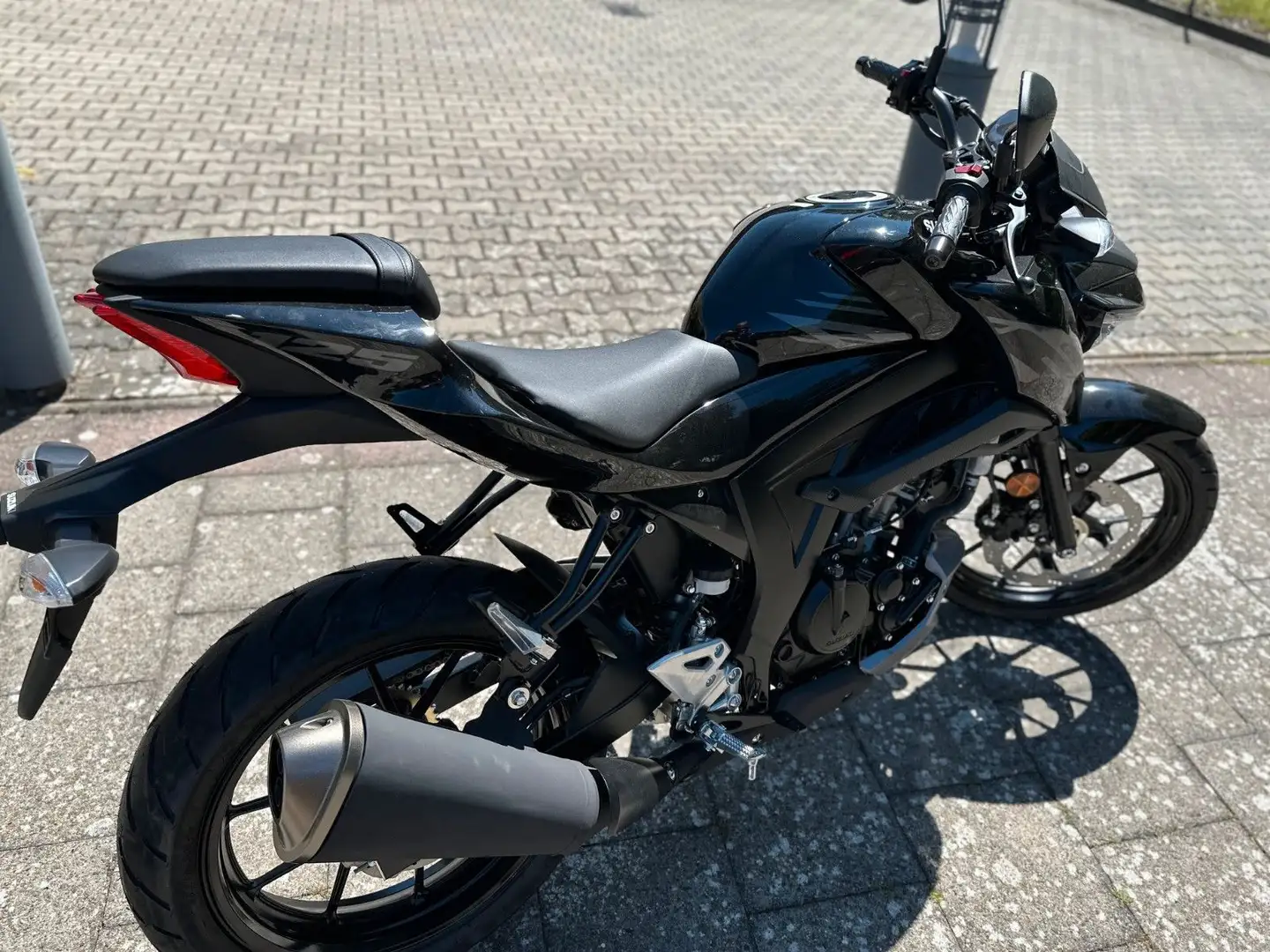 Suzuki GSX-S 125 Edtion  4 Jahre Garantie* , B196 Negro - 2