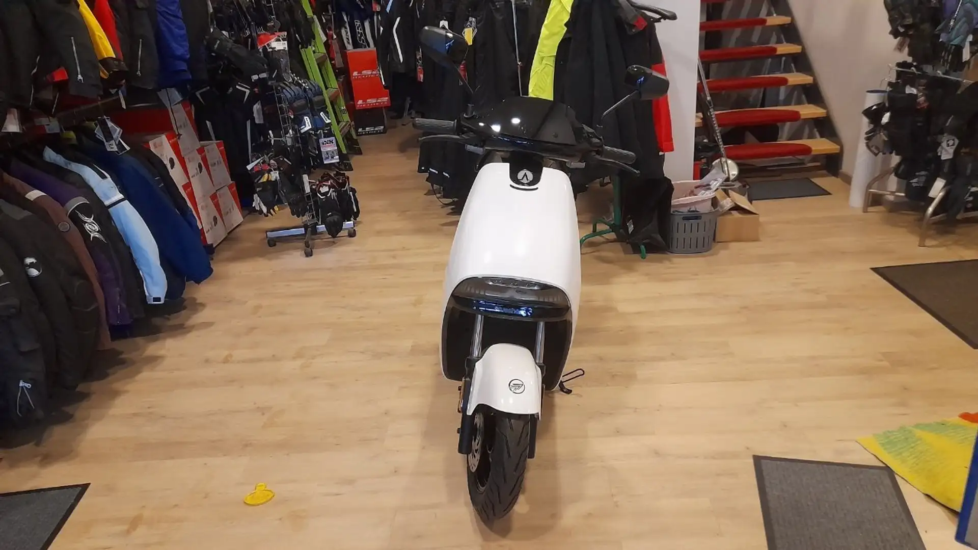 Keeway Blueshark H1 Weiß - 2