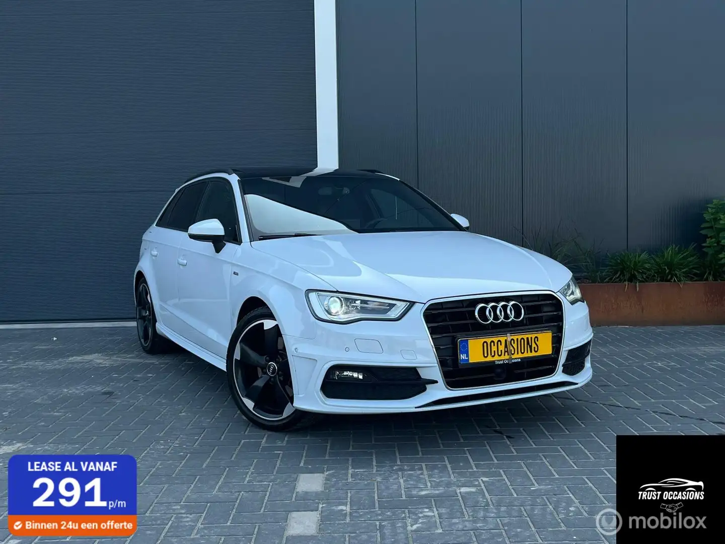 Audi A3 Sportback 1.8TFSI 3 x S-line Pano Trekhaak DODEHOE - 1