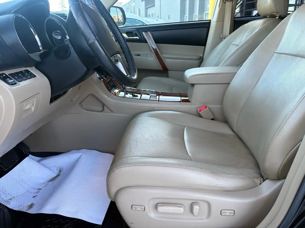 Toyota Highlander снимка Toyota Highlander