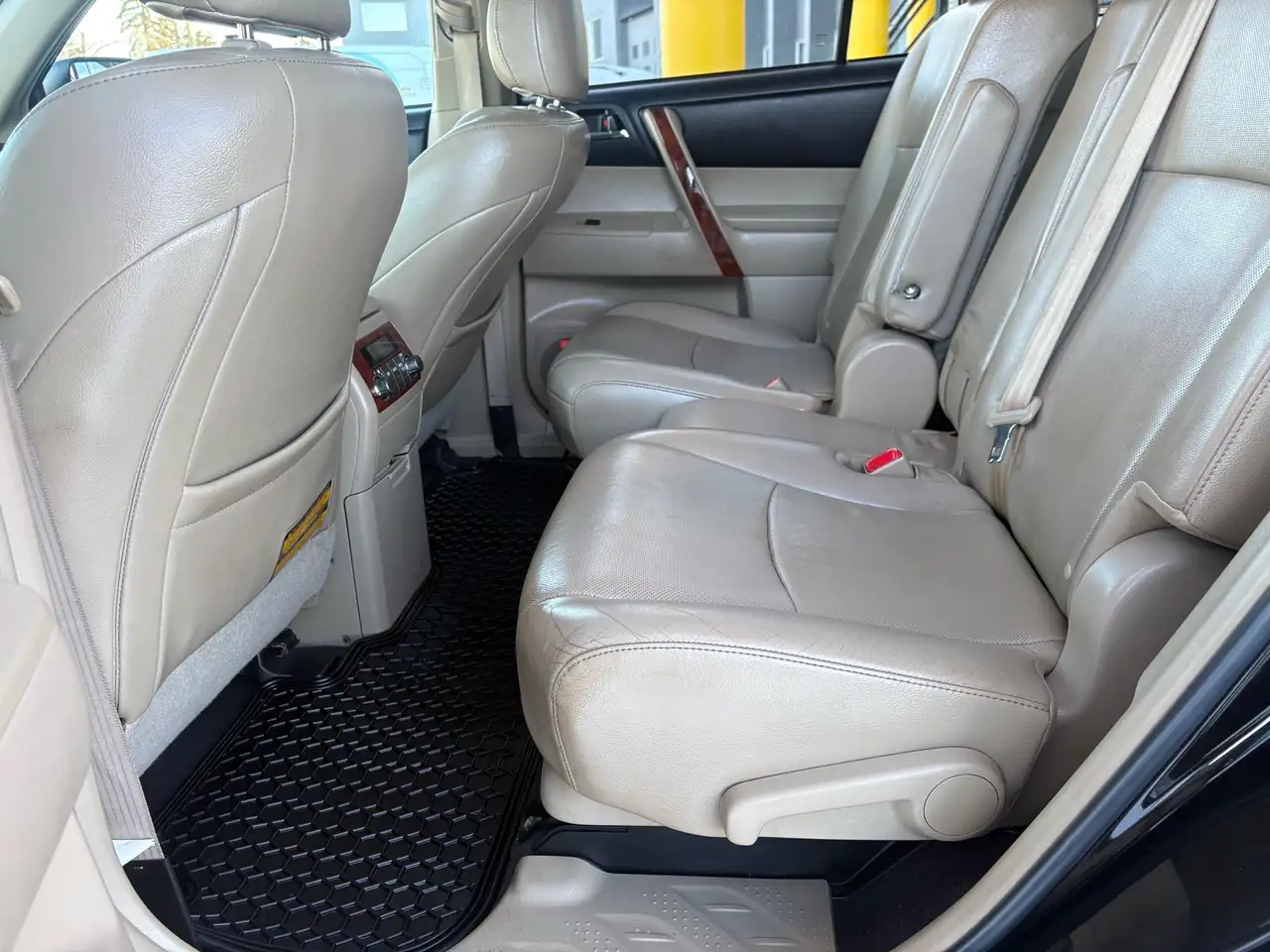 Toyota Highlander снимка Toyota Highlander