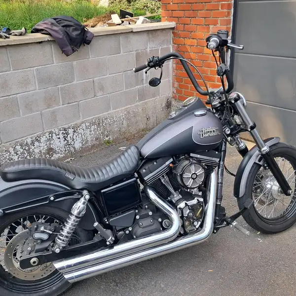 Harley-Davidson Dyna Street Bob