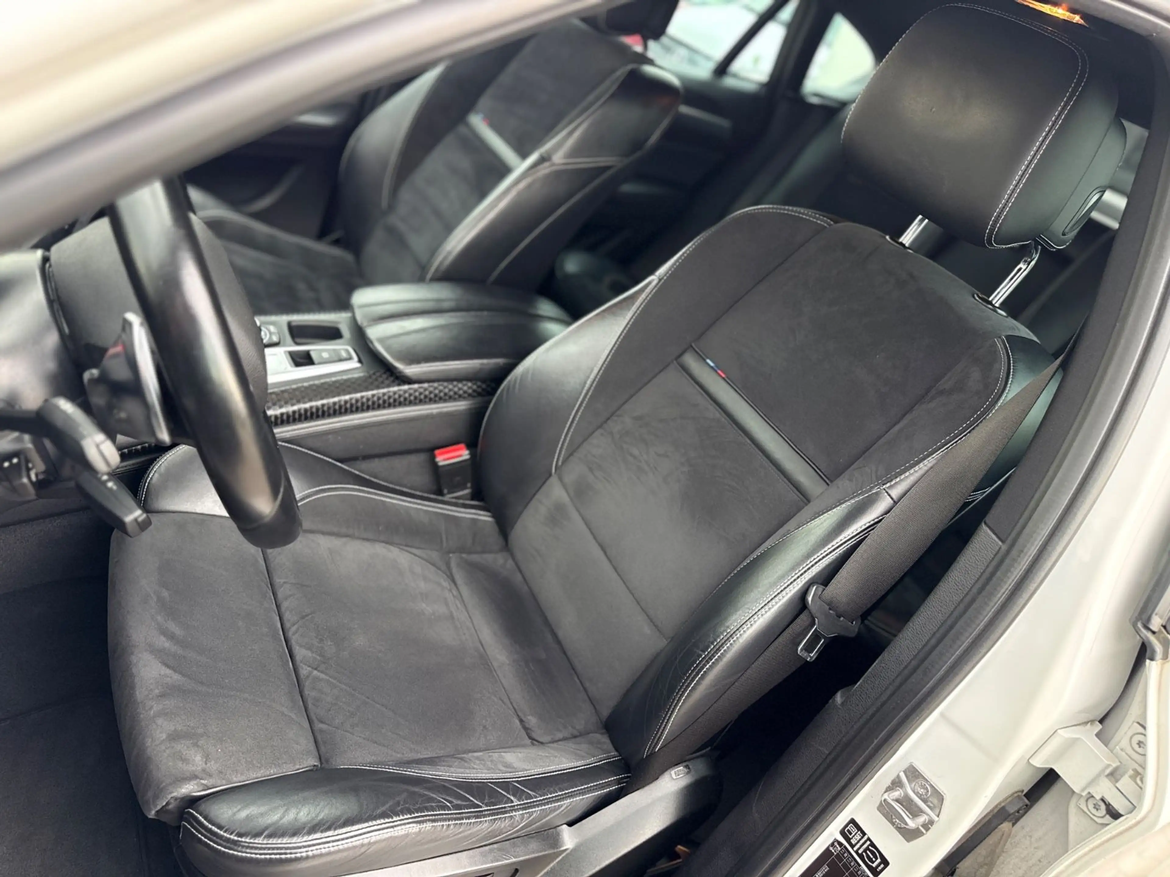 BMW X6 xDrive30d/LED/M-Paket/AHK/Kamera/Navi — photo 12