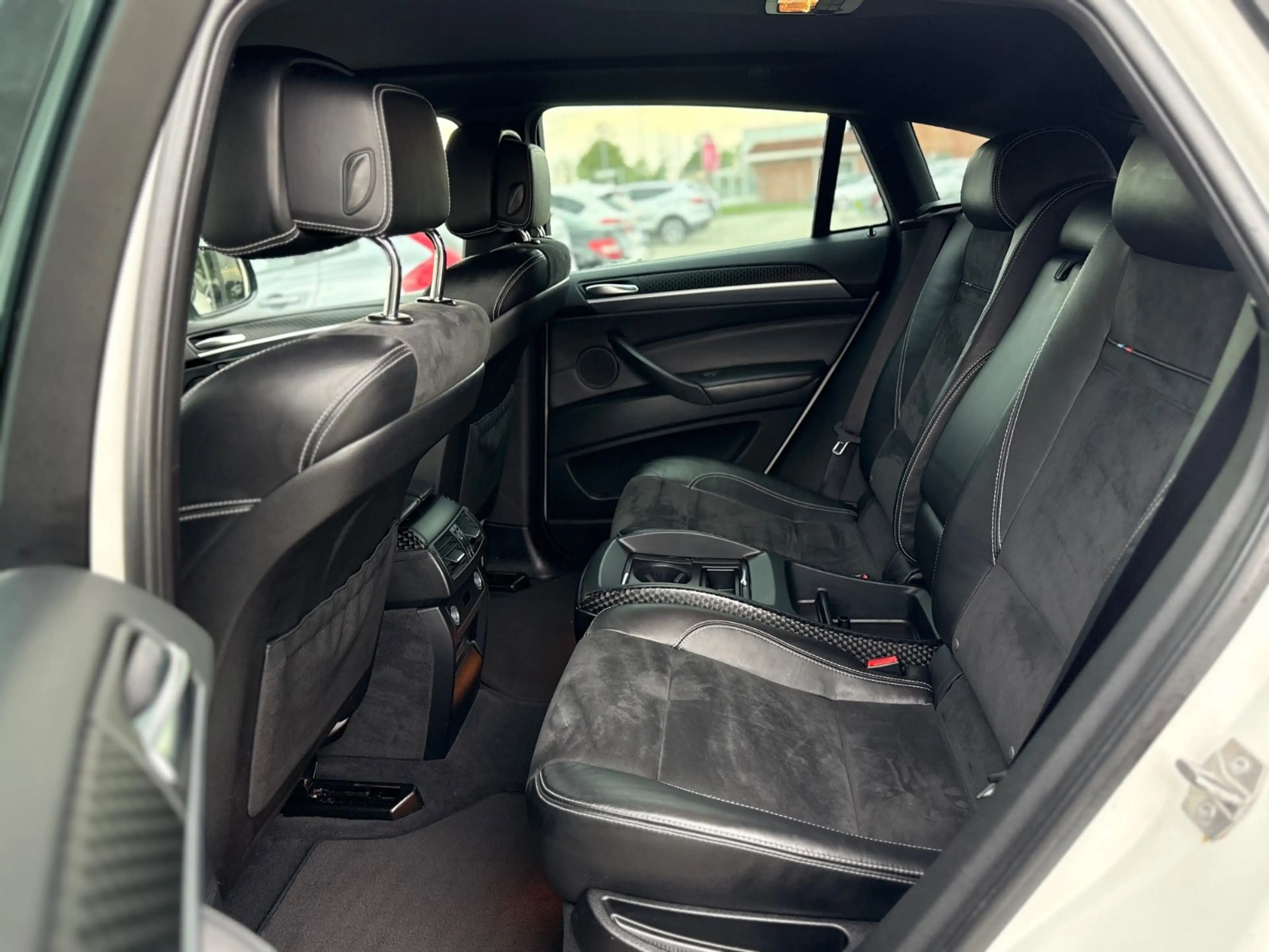 BMW X6 xDrive30d/LED/M-Paket/AHK/Kamera/Navi — photo 15