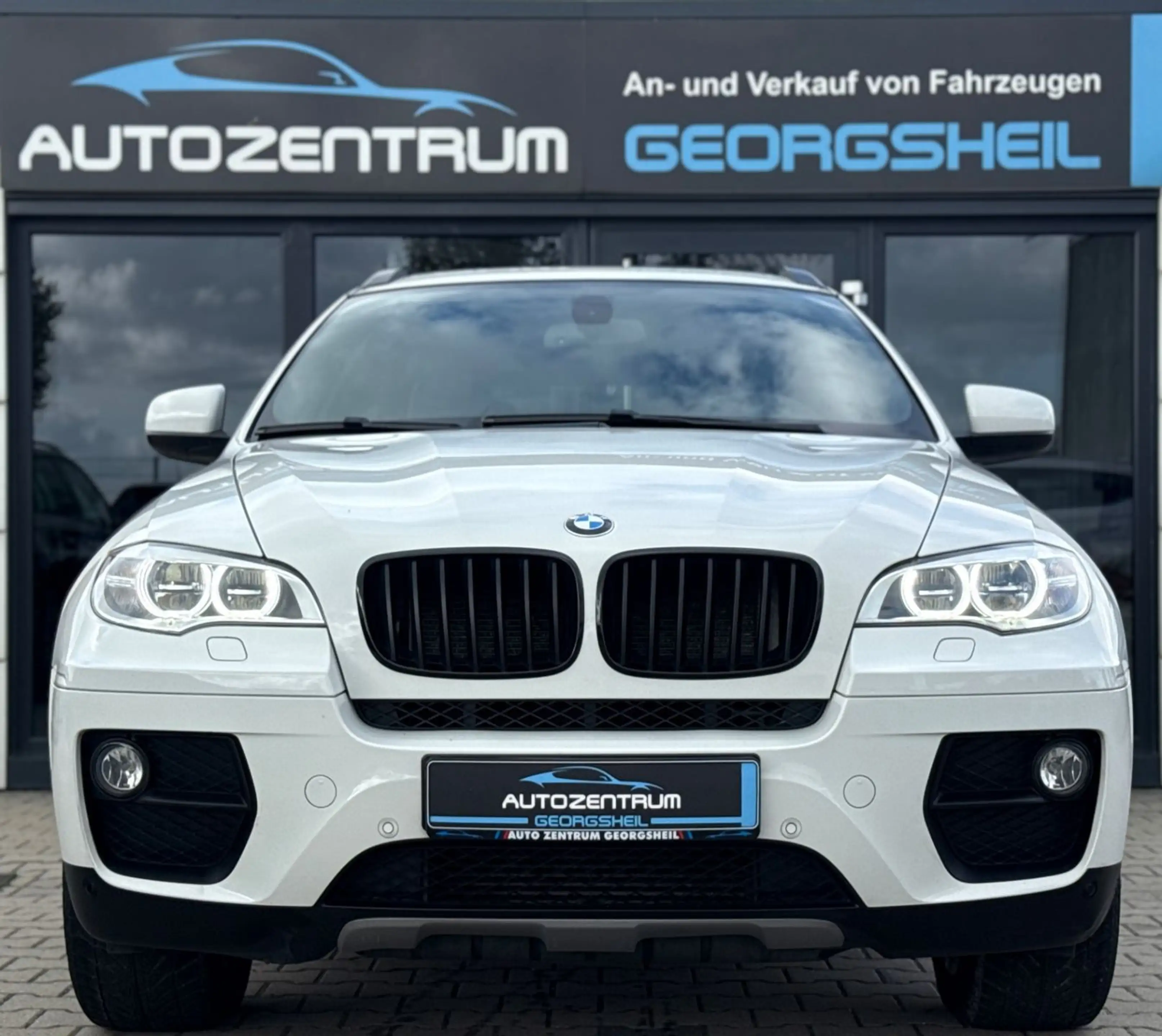 BMW X6 xDrive30d/LED/M-Paket/AHK/Kamera/Navi — photo 2