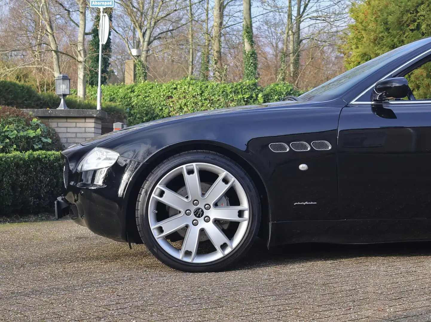 Maserati Quattroporte 4.2 Duo Select Sport GT-uitgevoerd Schwarz - 2
