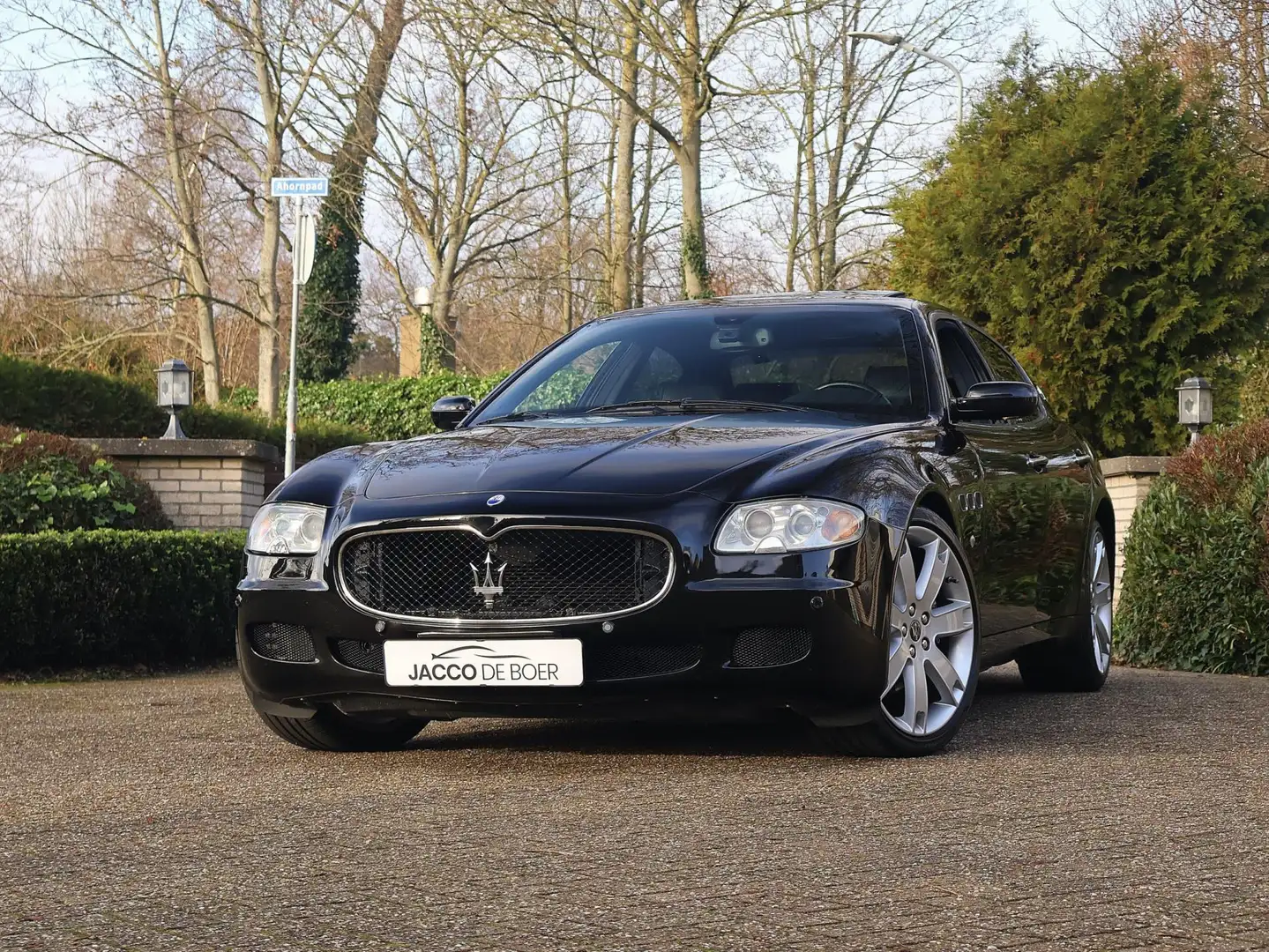 Maserati Quattroporte 4.2 Duo Select Sport GT-uitgevoerd Schwarz - 1