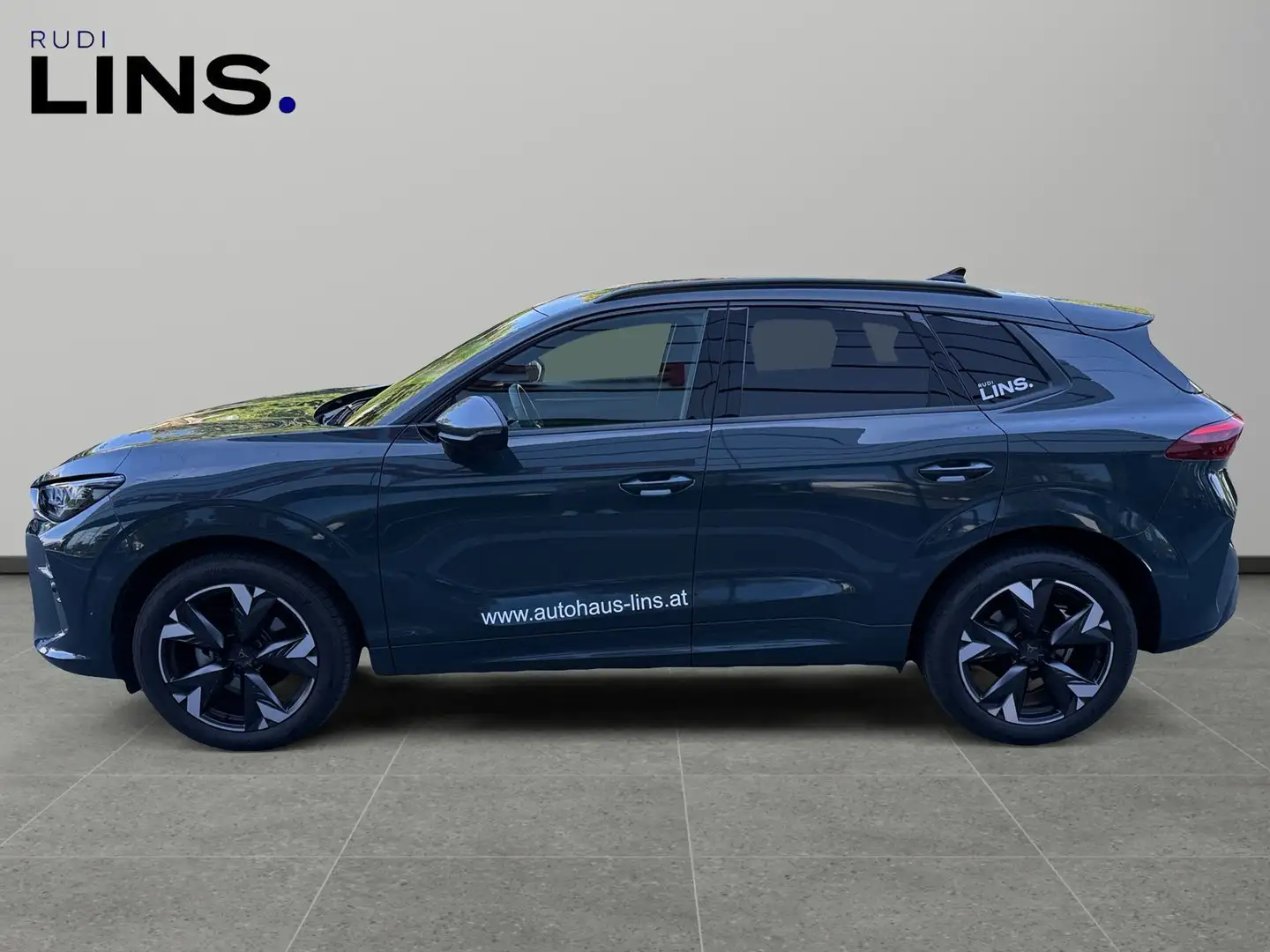 CUPRA Terramar 1.5 e-TSI 150 PS DSG Blau - 2