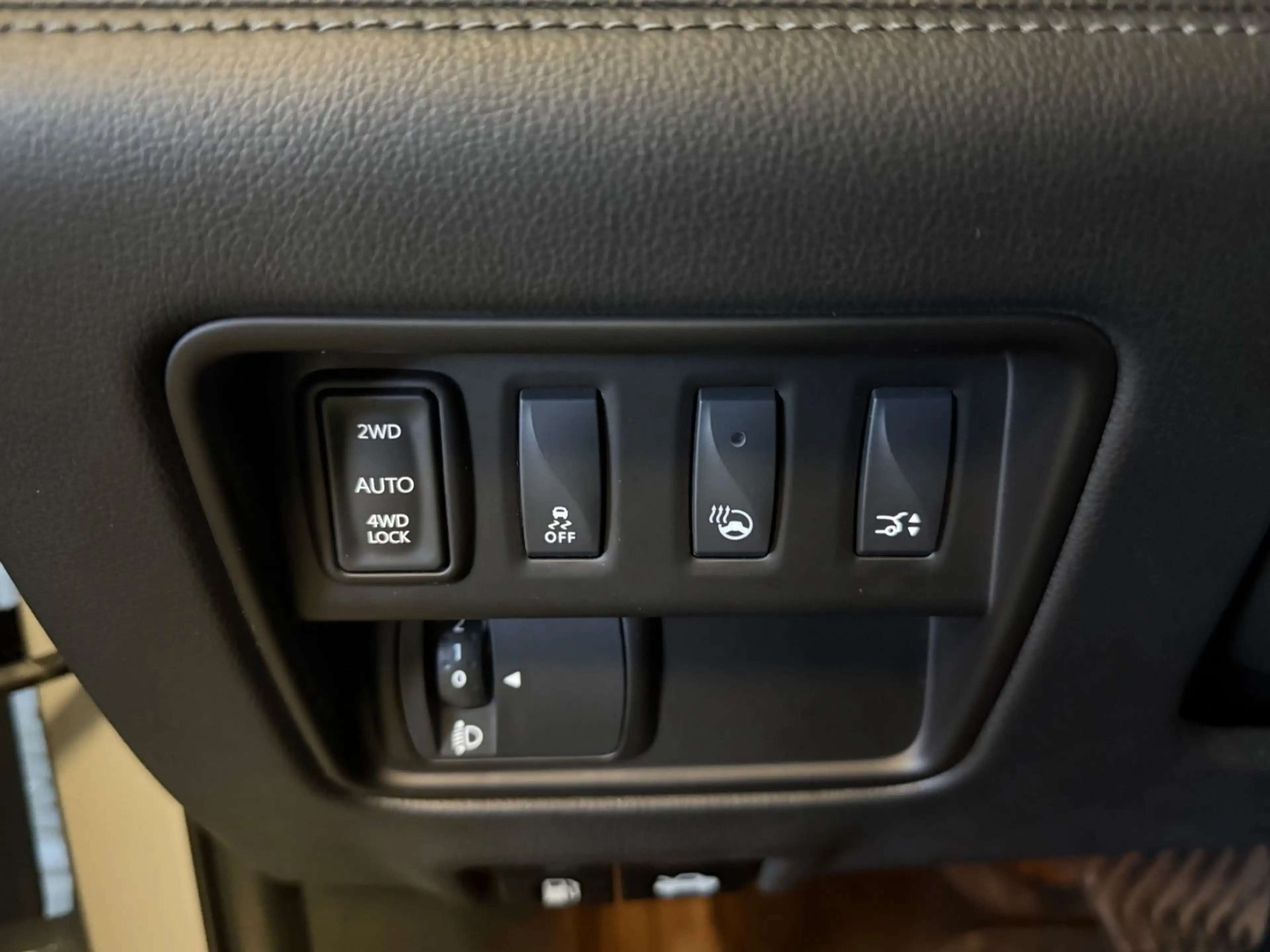 Renault Koleos Limited 4x4-ACC-KAMERA-TOTW-BOSE-NAVI — photo 12
