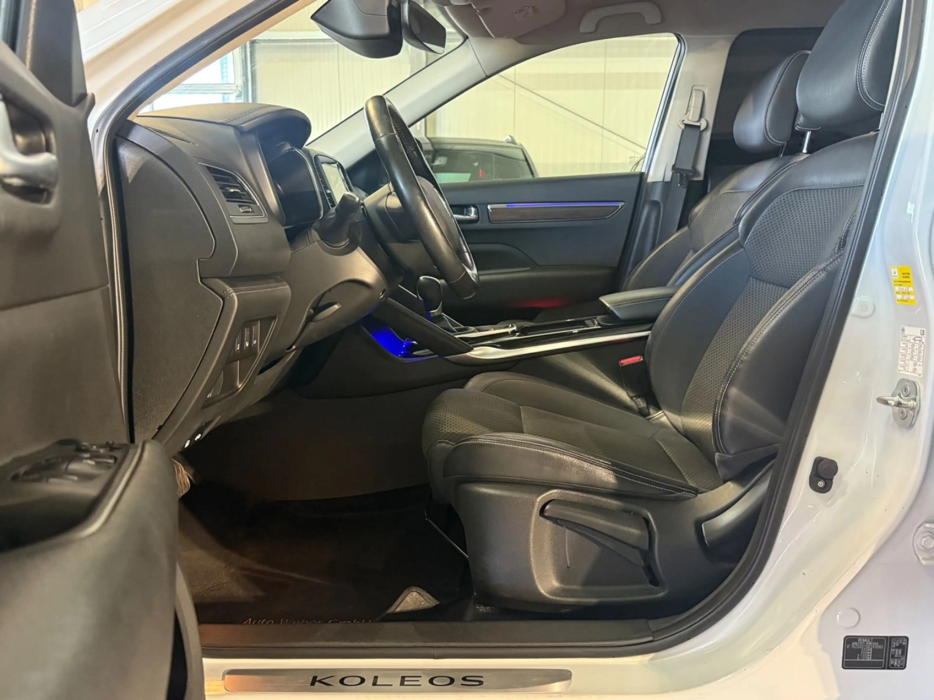 Renault Koleos Limited 4x4-ACC-KAMERA-TOTW-BOSE-NAVI — photo 4