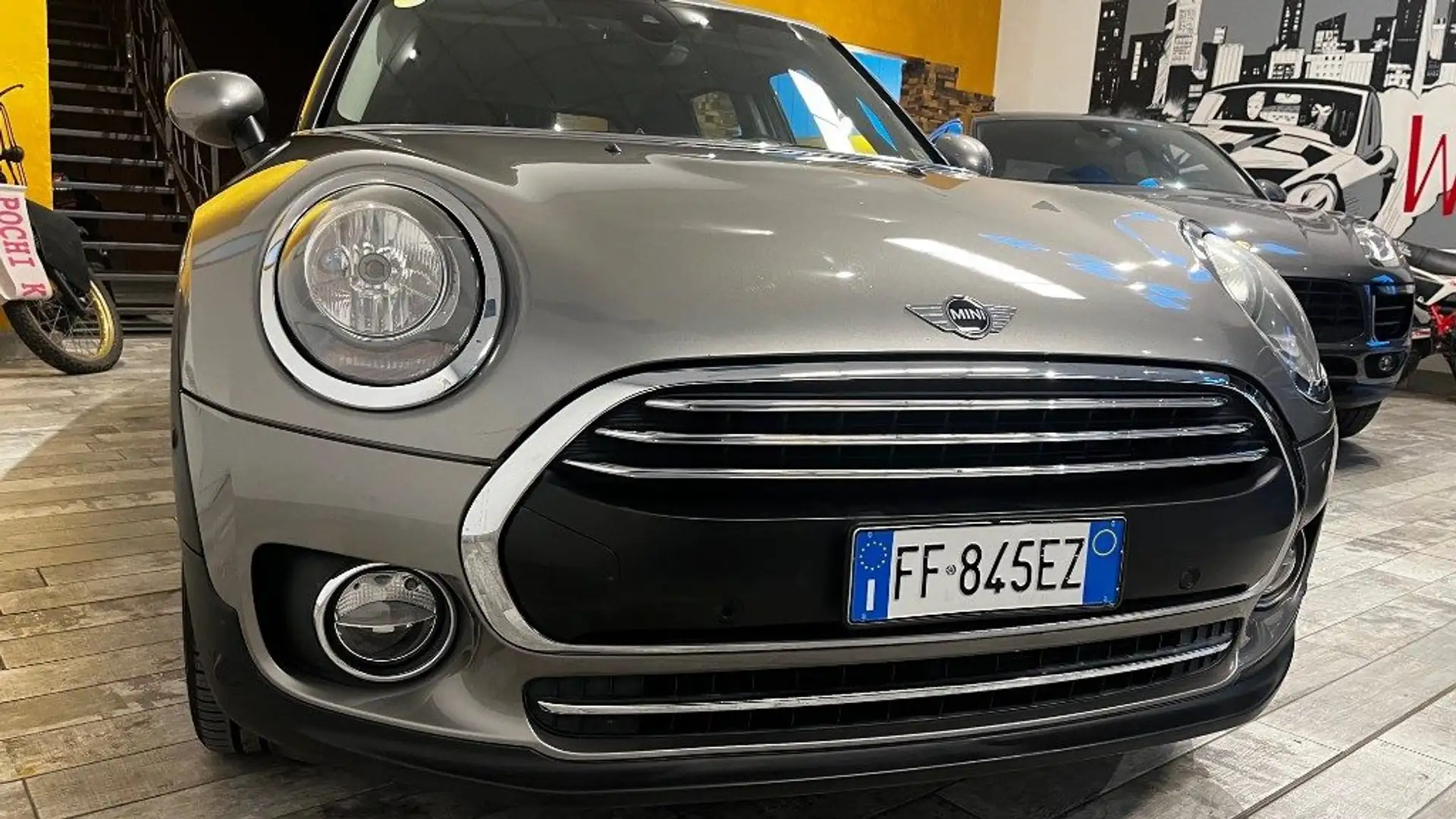 MINI One D Clubman 1.5 Hype Gris - 2