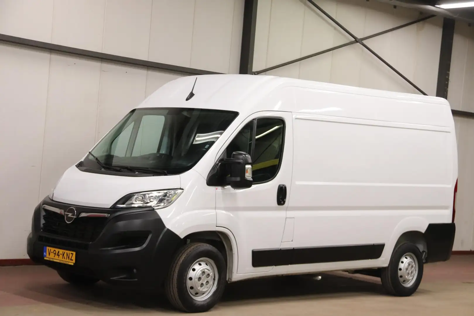 Opel Movano 2.2D 140 L2H2 ACHTERUITRIJCAMERA EURO 6 Wit - 1