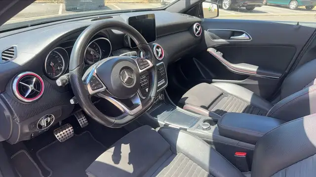 Mercedes-Benz A-Class view 8