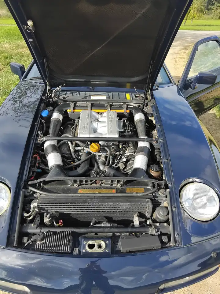Porsche 928 S 4, foto 1