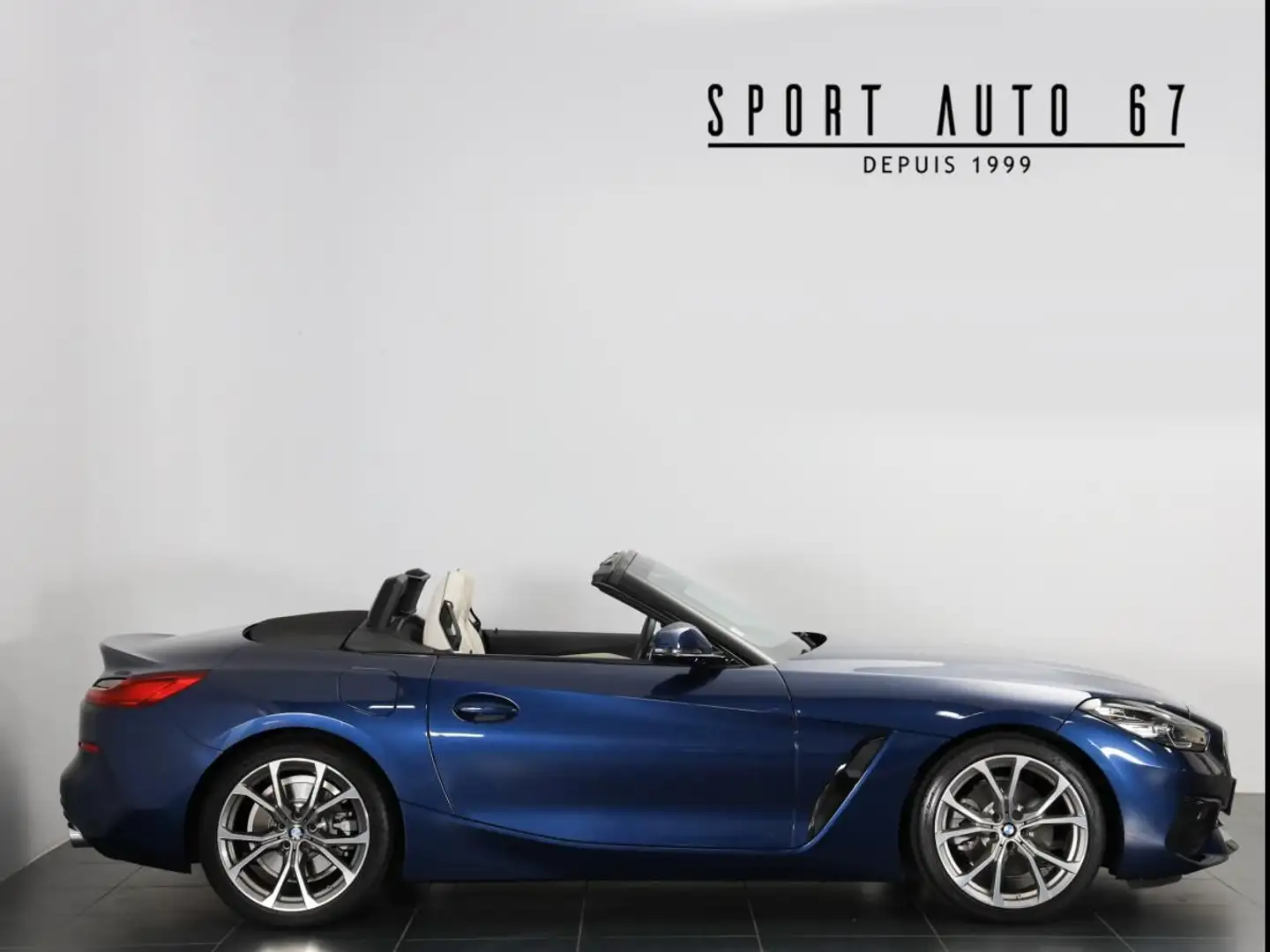 BMW Z4 20 I 197 CH 4 cylindres 2.0L 16S turbo - 2