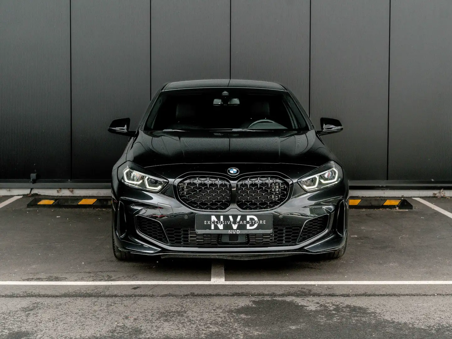 BMW 135 135i | Xdrive | M-sport | Camera | Navi | CC Noir - 2