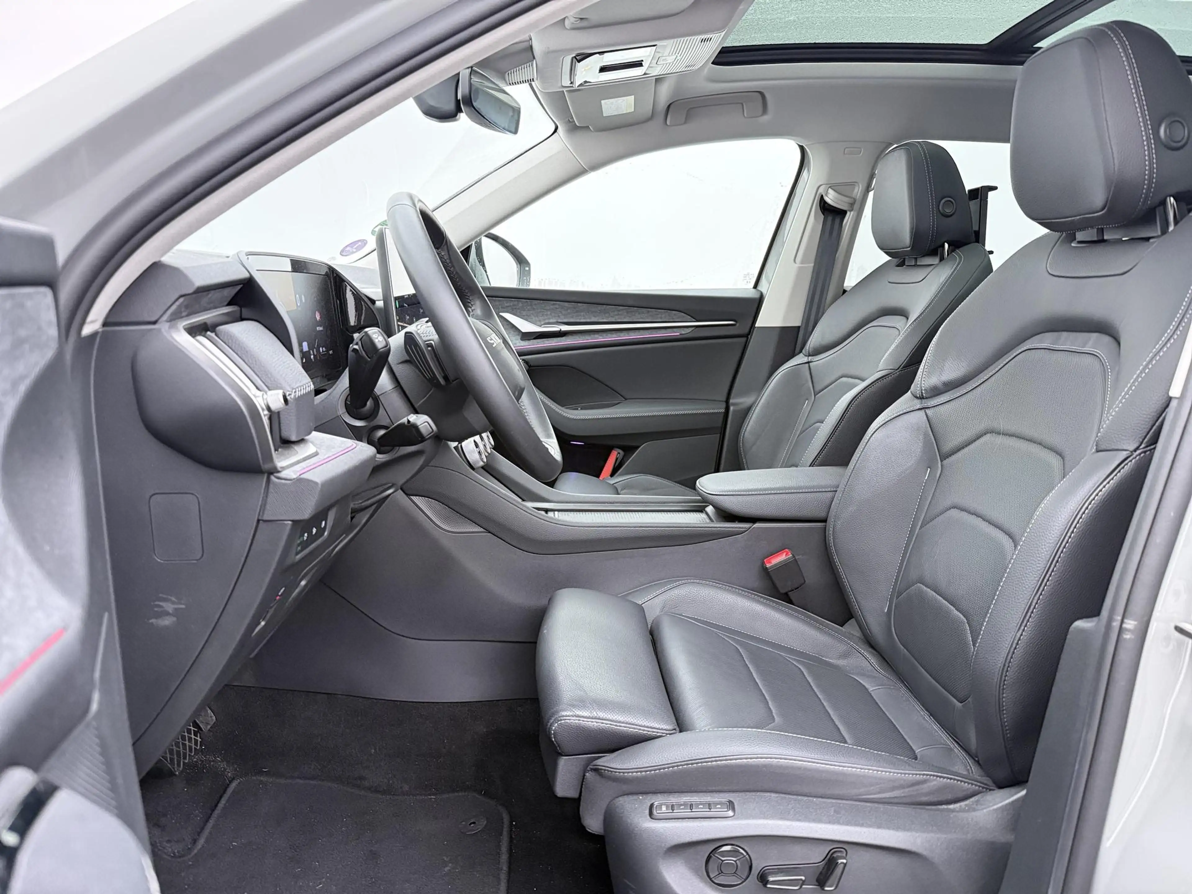 Skoda Kodiaq 1.5 TSI PHEV Business Edition | Pano dak | Leder | — photo 4