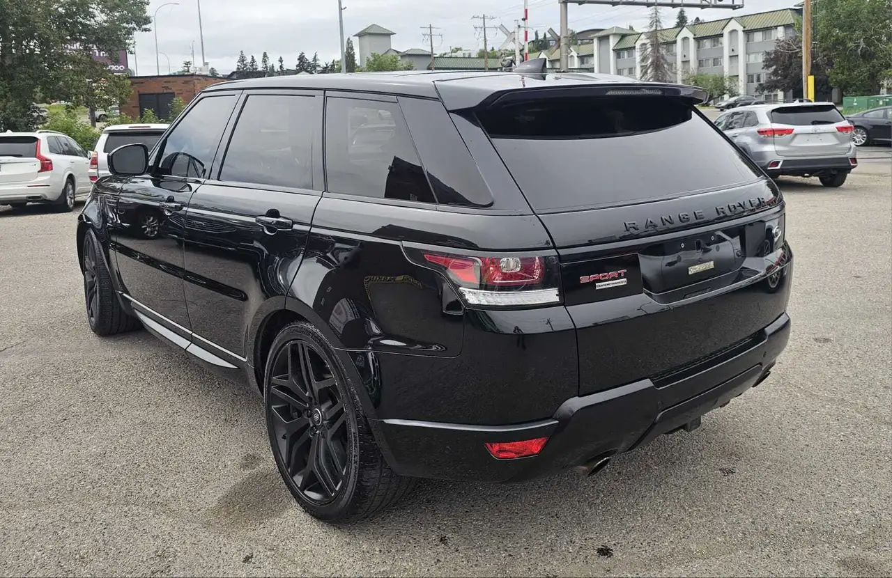 Land Rover Range Rover Sport photo Land Rover Range Rover Sport