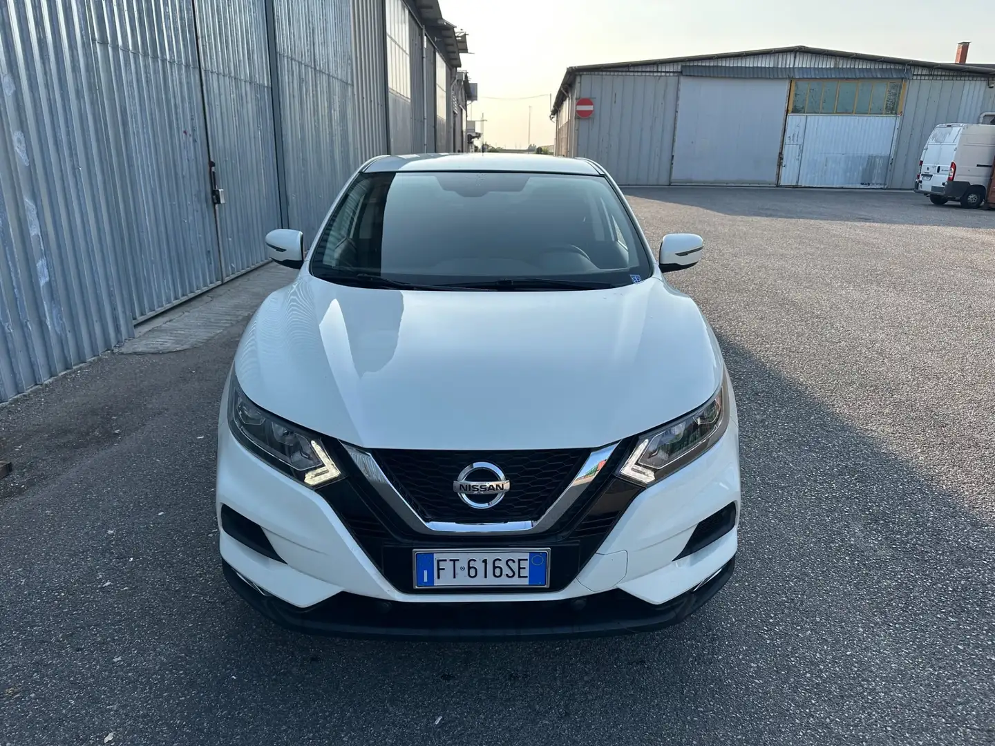 Nissan Qashqai 1.6 dCi 2WD N-Connecta SOLO 120 MILA KM Blanc - 2
