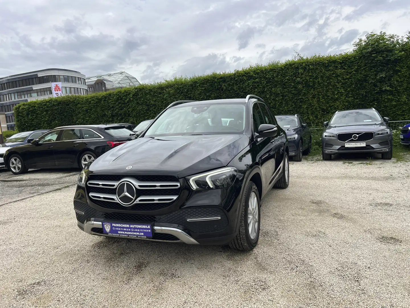 Mercedes-Benz GLE 300 d 4Matic LED+HEAD-UP+KAMERA+STANDHEIZUNG+LEDER Černá - 2