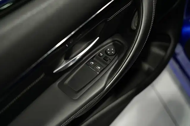BMW M4 view 23