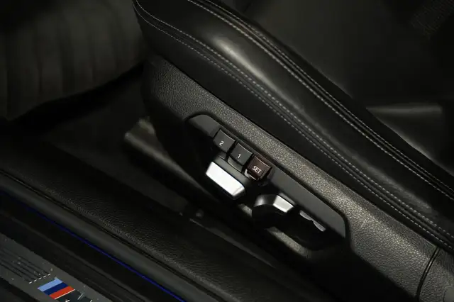 BMW M4 view 24