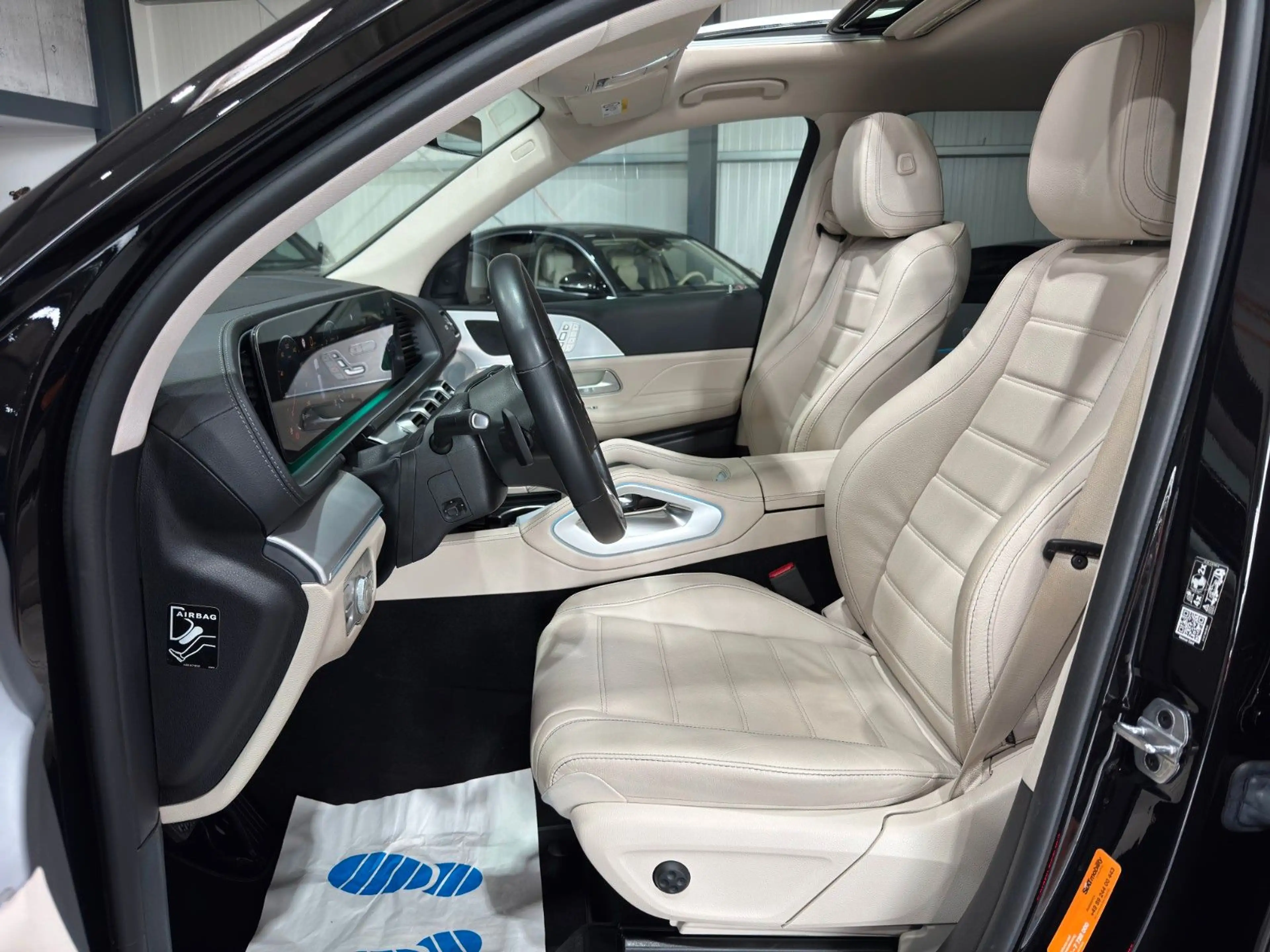 Mercedes-Benz GLS 400 /d/4Matic/AHK/MASSAGE/360*/MULTIBEAM/MwSt — photo 9
