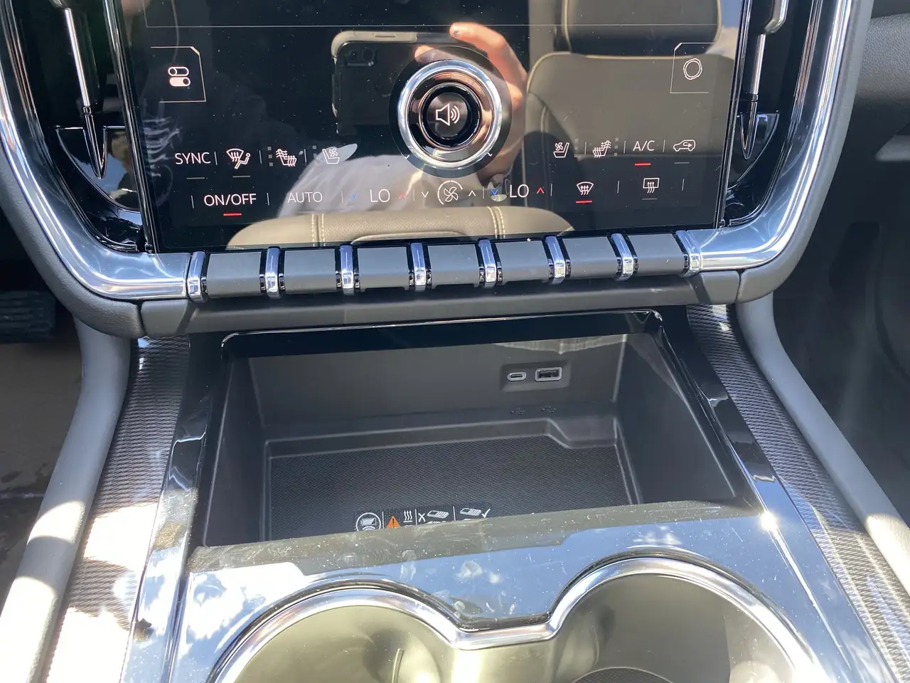 GMC Yukon снимка GMC Yukon