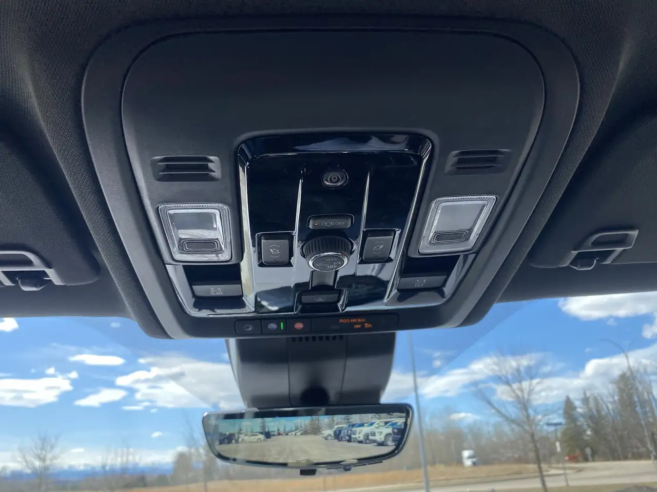 GMC Yukon снимка GMC Yukon