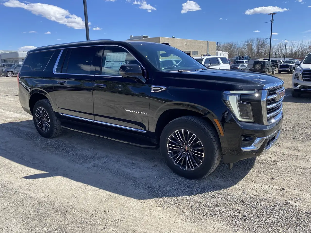 GMC Yukon снимка GMC Yukon