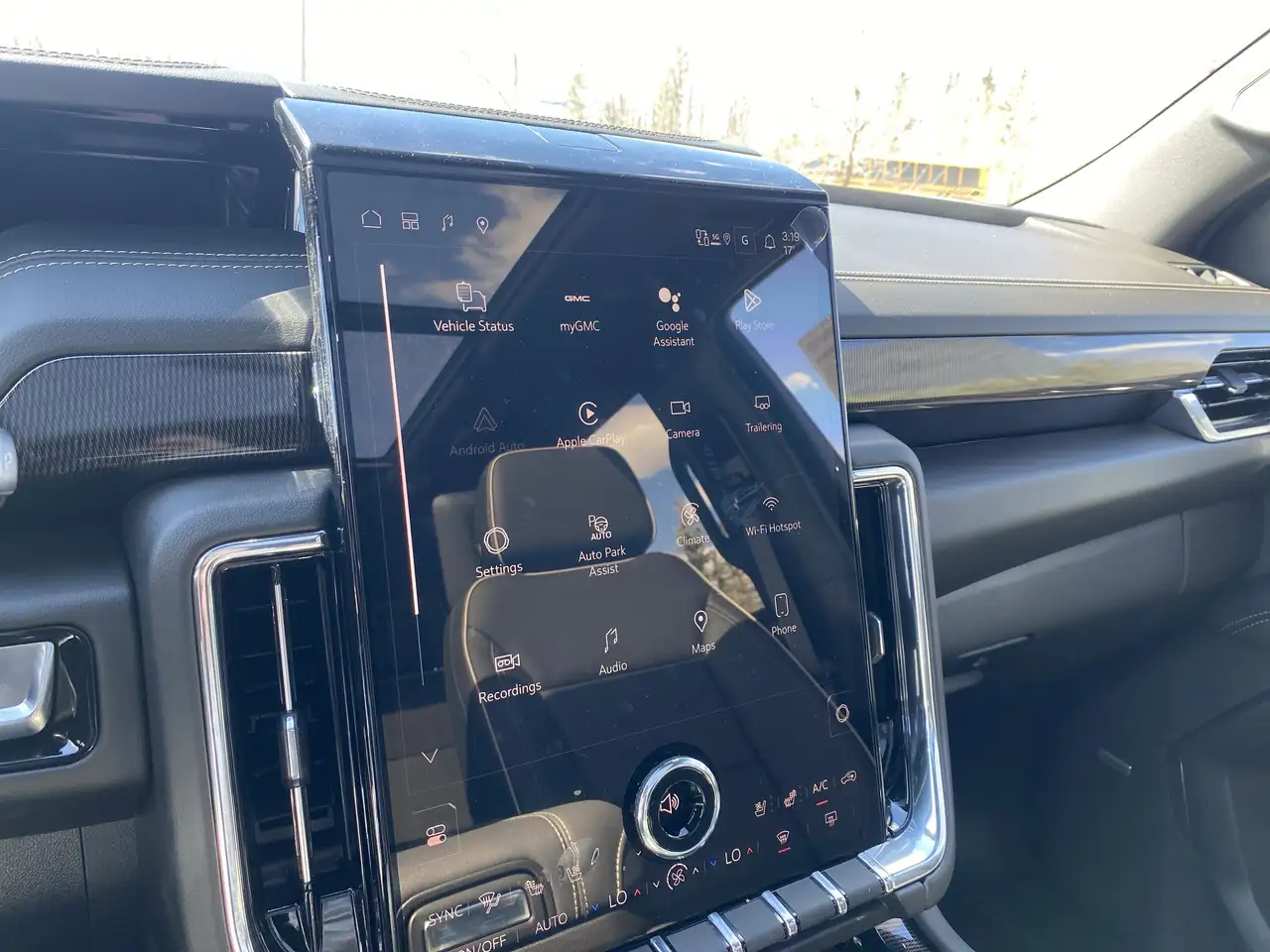 GMC Yukon снимка GMC Yukon