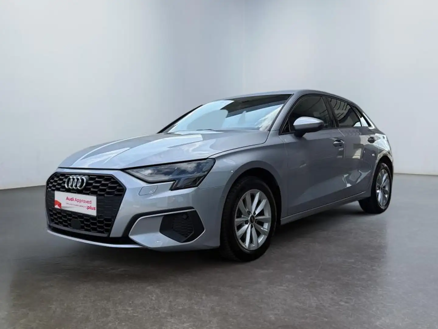 Audi A3 Navi*Jantes*Carplay*Boite Auto* Argent - 1