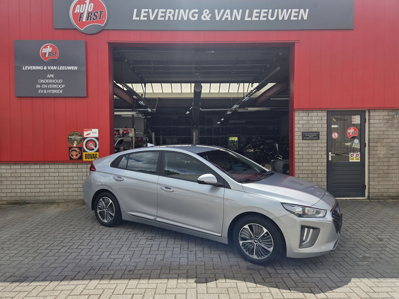 Hyundai IONIQ 1.6 GDi PHEV Premium/ Camera/ Apple Carplay- Andro — photo 4