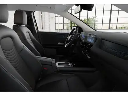 Annonce voiture d'occasion Mercedes-Benz GLA 180 - CARADIZE