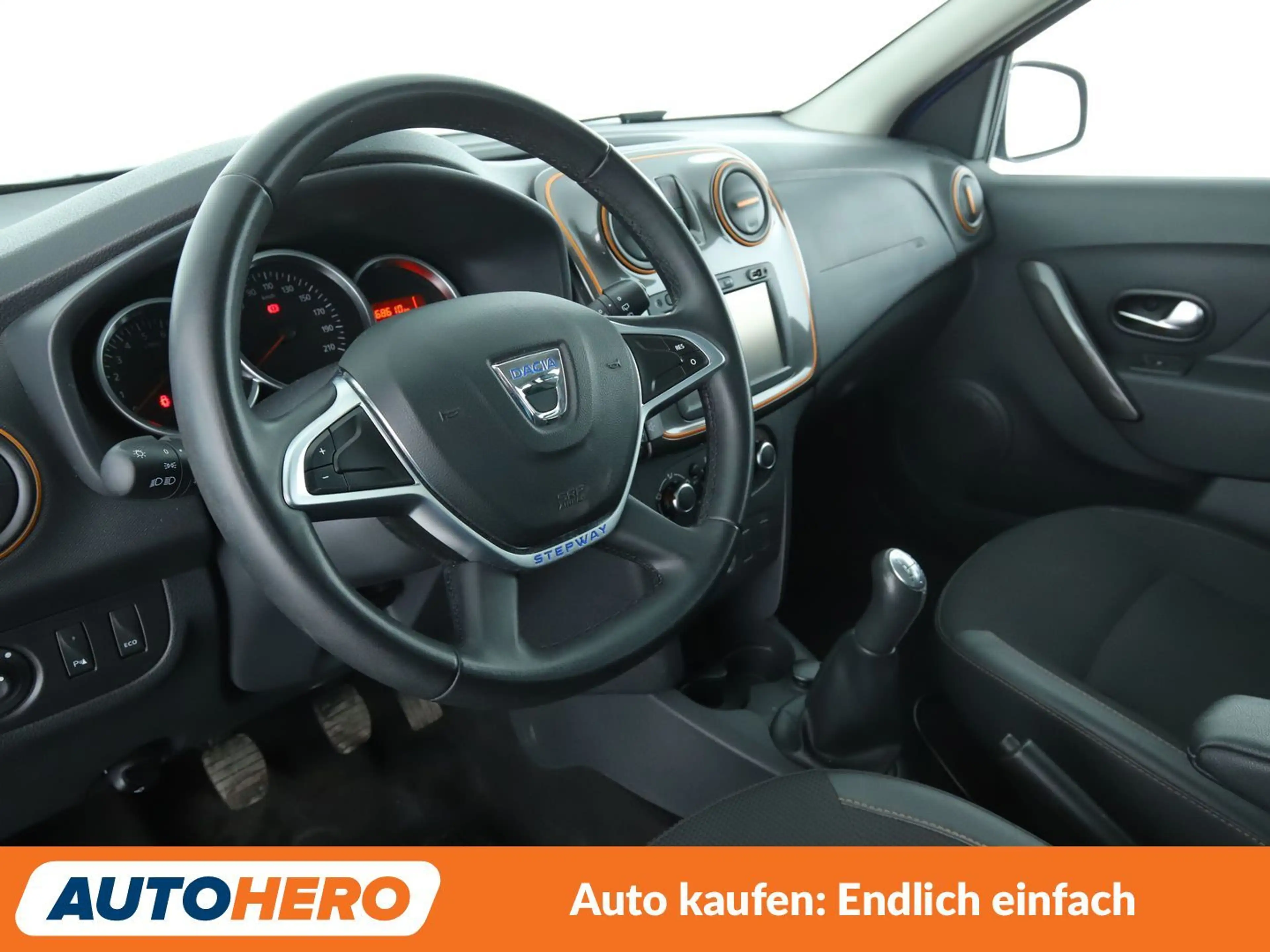 Dacia Logan 0.9 TCe Stepway Celebration*NAV*TEMPO*CAM*PDC*BT* — photo 11