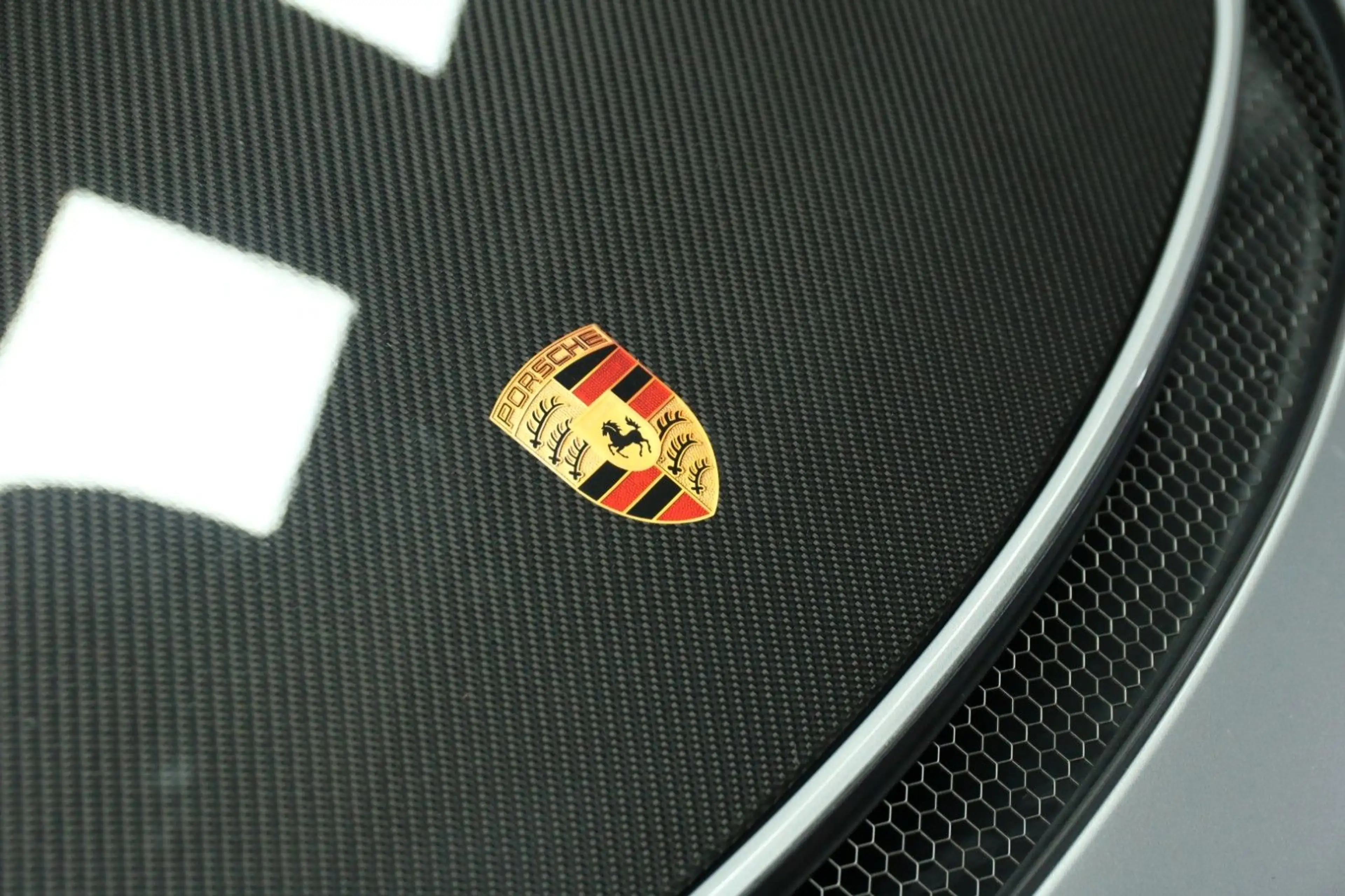 Porsche Cayman 718 Cayman GT4 RS, 1 Hd., 7tkm, Weissach, Lift — photo 44