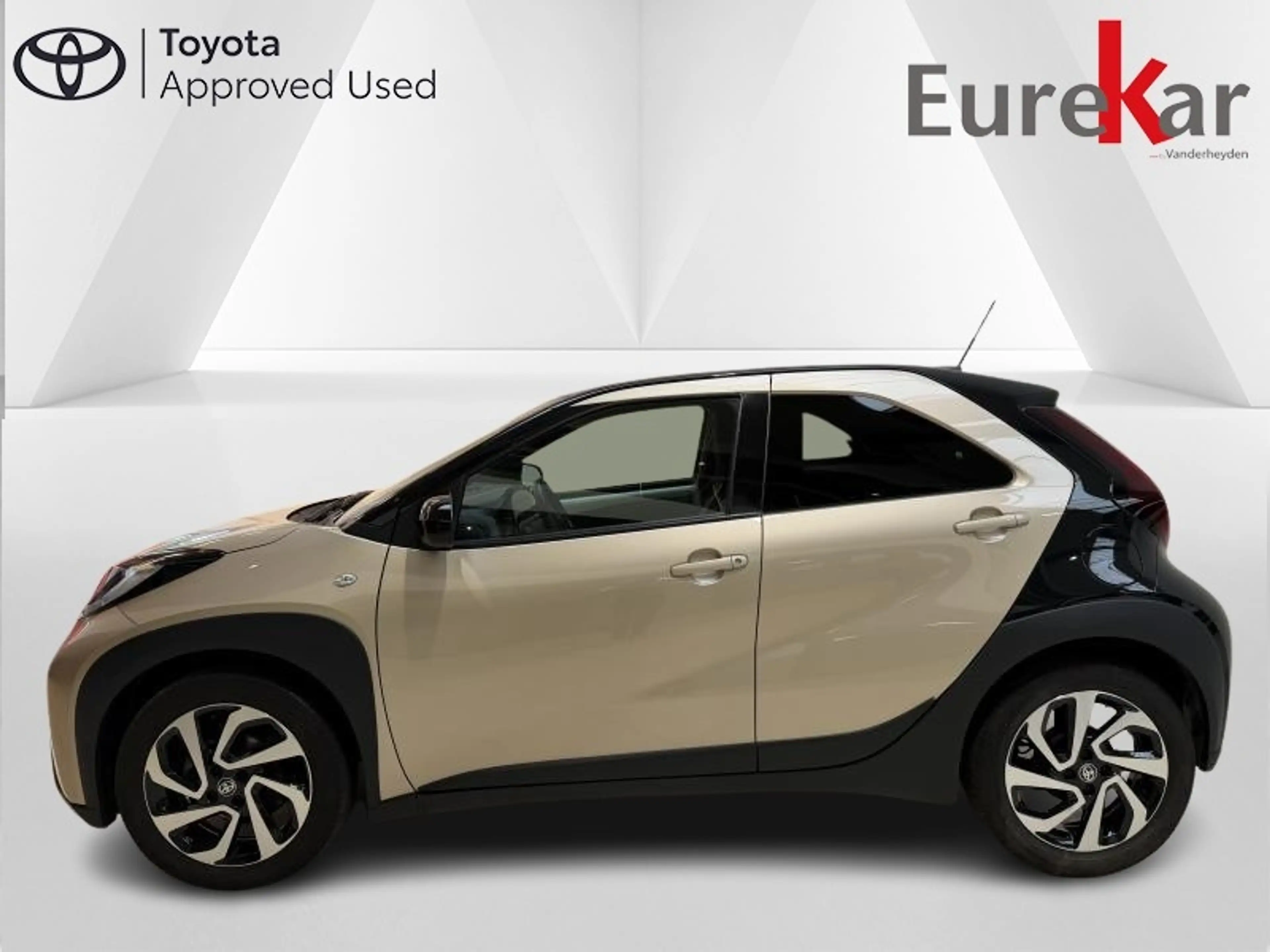 Toyota Aygo X PULSE — photo 2