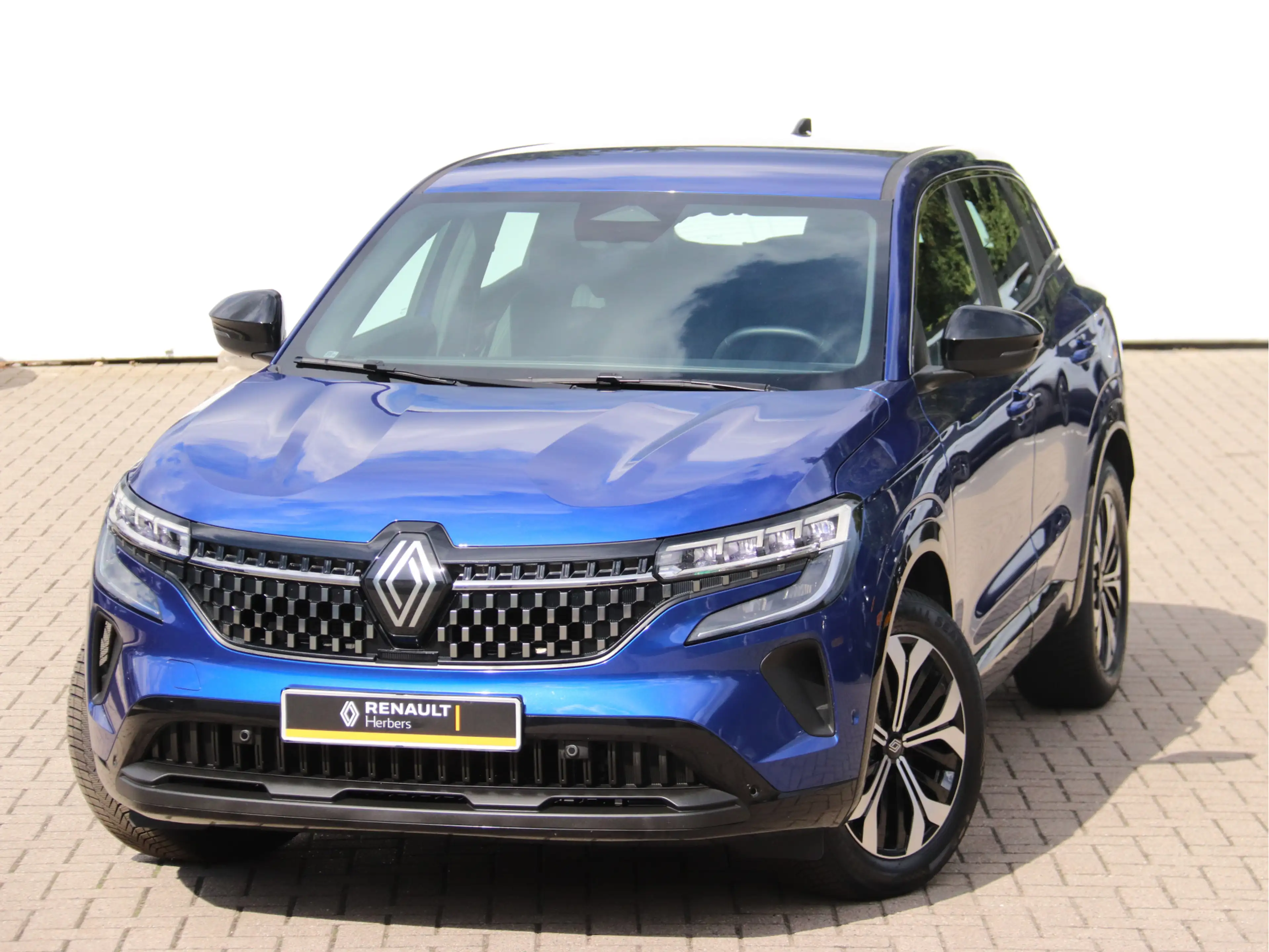 Renault Austral 1.2 E-Tech full hybrid 200 evolution CAMERA / ADAP — photo 2