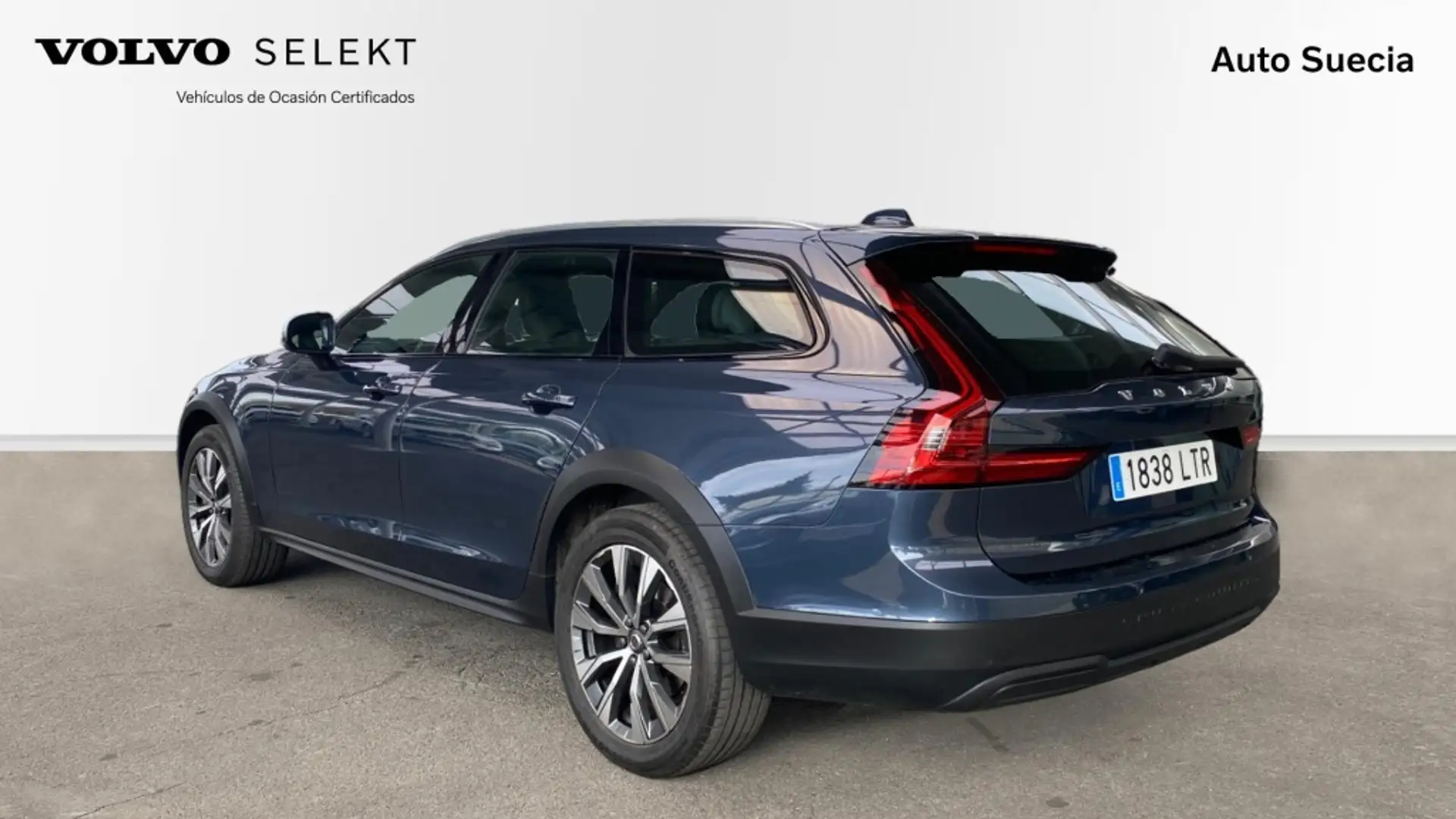 Volvo V90 Cross Country FAMILIAR 2.0 B4 D 4WD AUTO 5P - 2