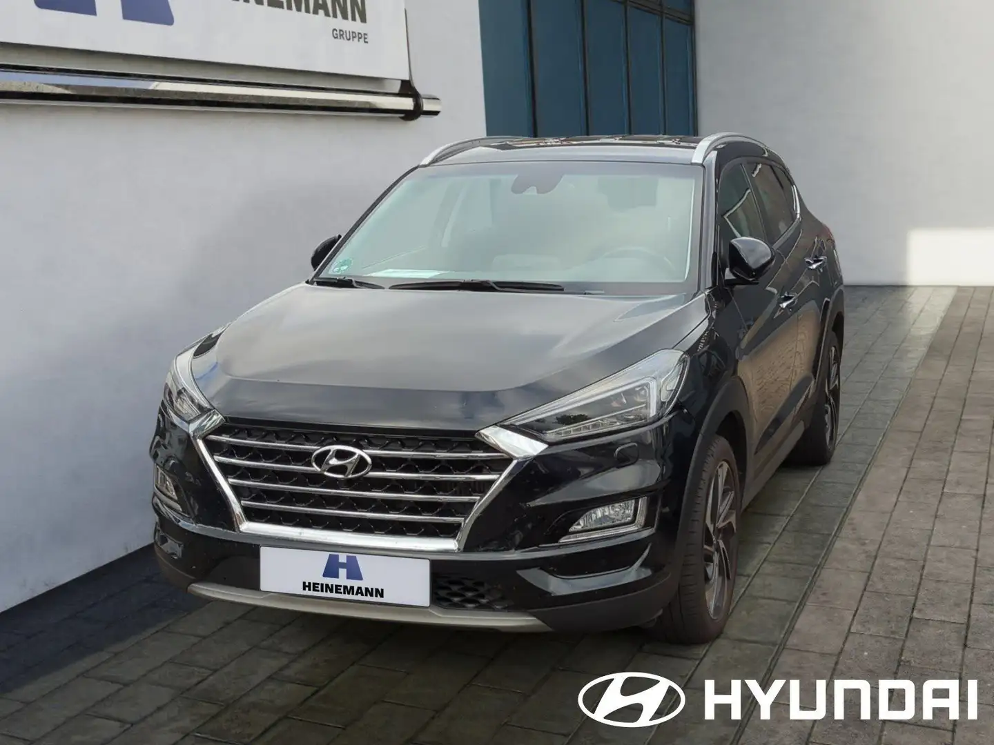 Hyundai TUCSON 1.6 T-GDi Turbo 7-DCT PREMIUM Schwarz - 1